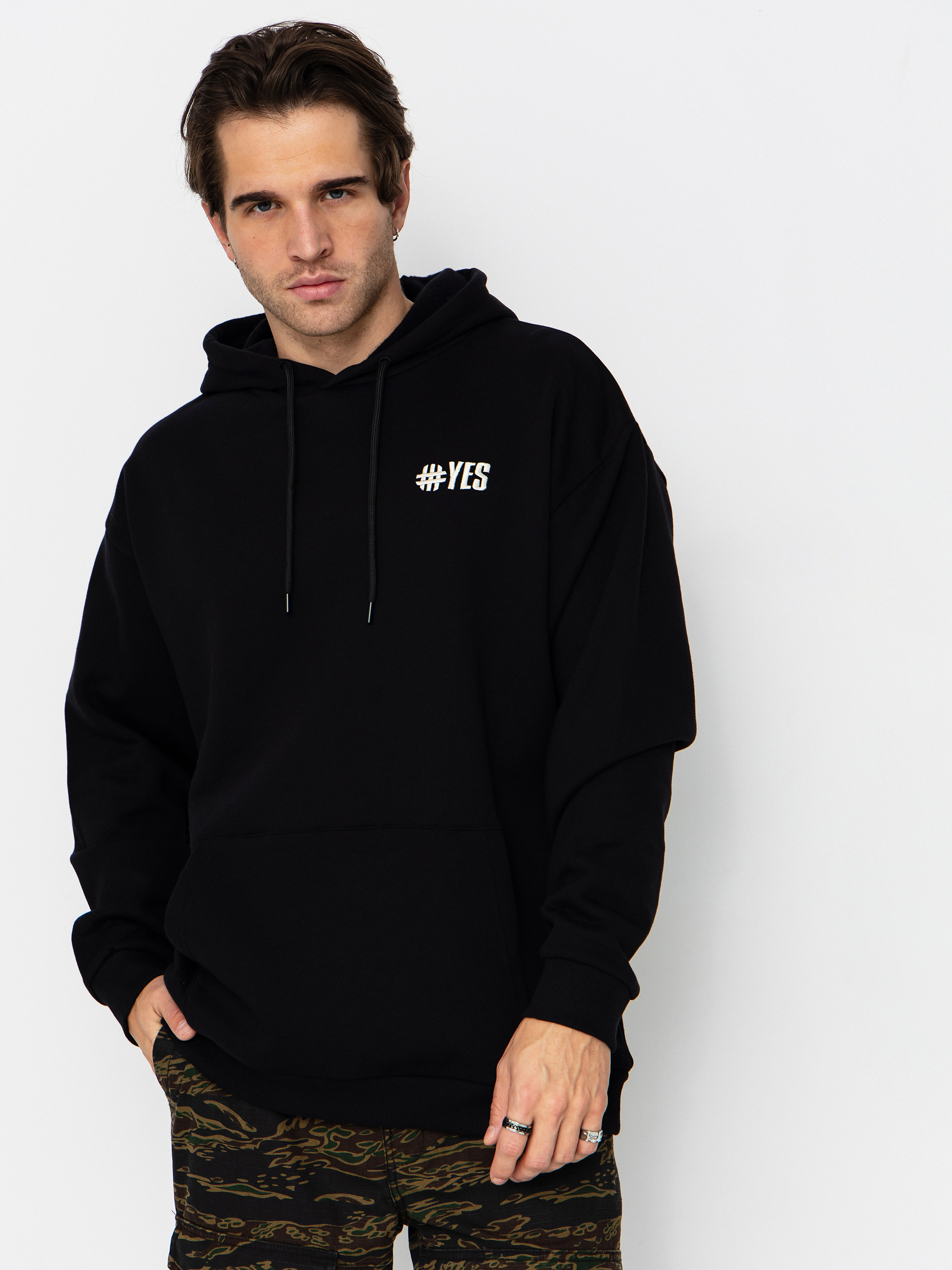 Yes Logo HD Active sweatshirt (black)