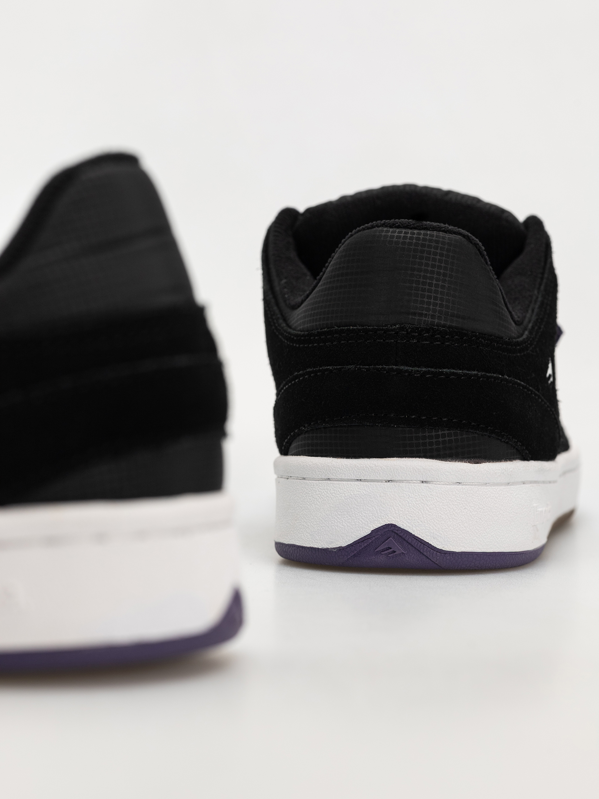 Emerica Mute Shoes (black/white/gum)