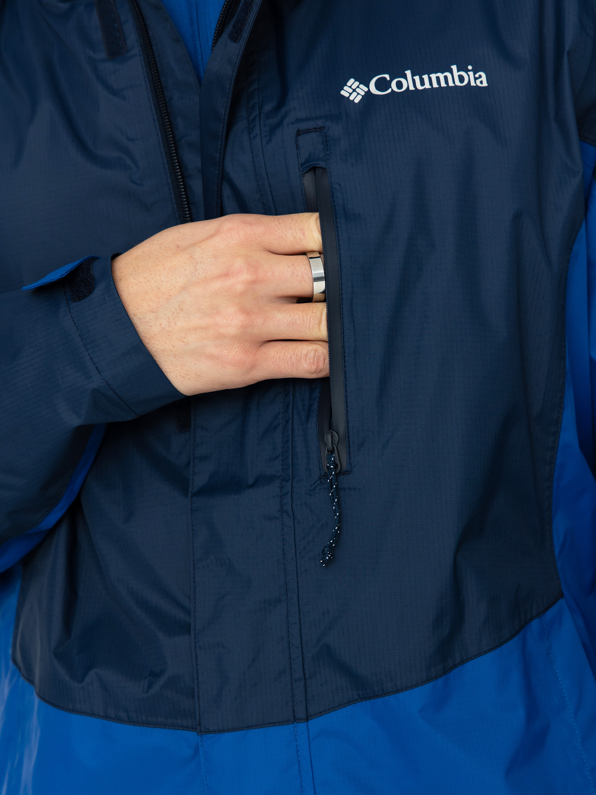 Columbia Pouring Adventure III Jacket (collegiate navy)