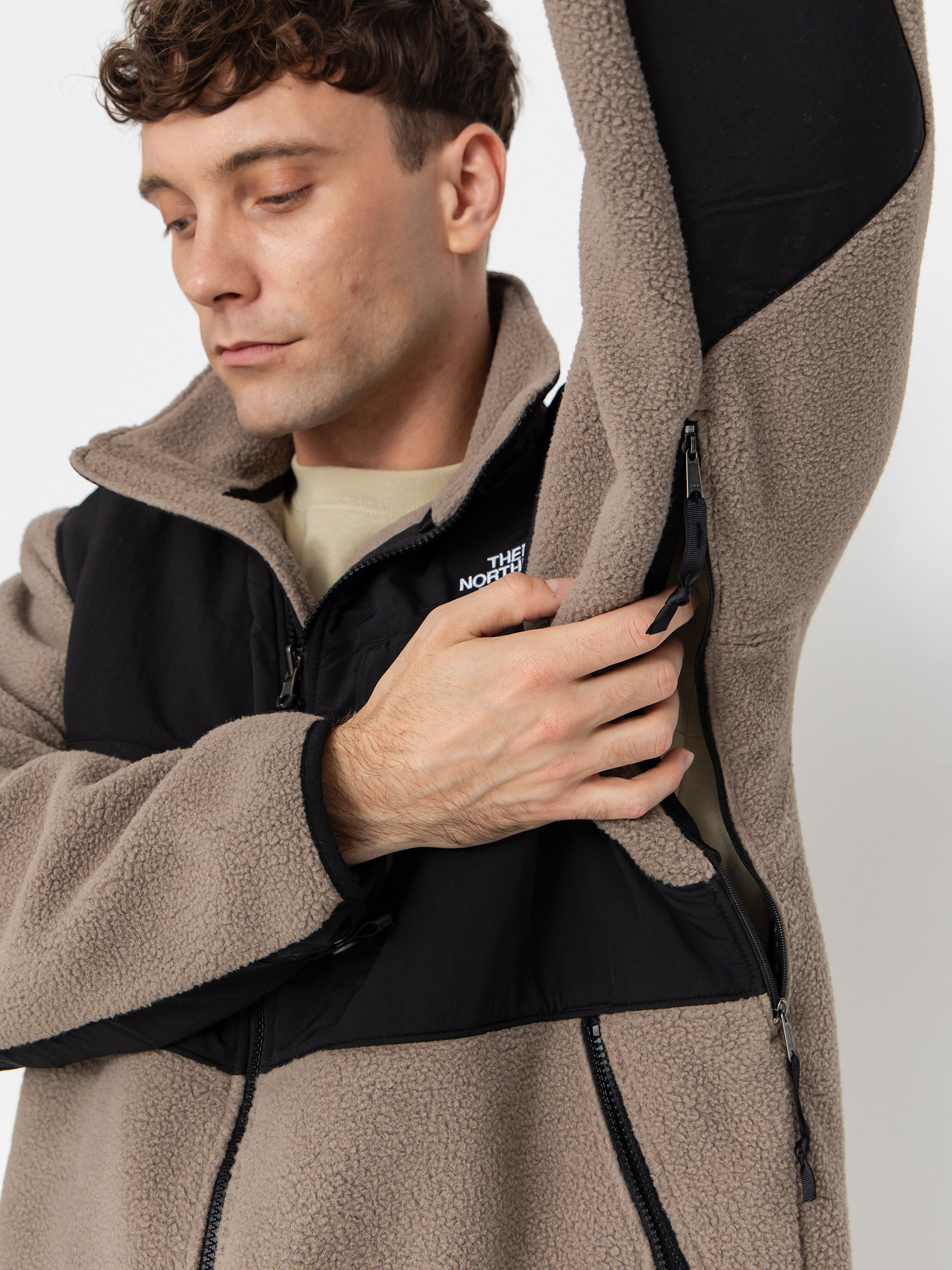 The North Face Retro Denali Jacket (mocha brown/tnf black)