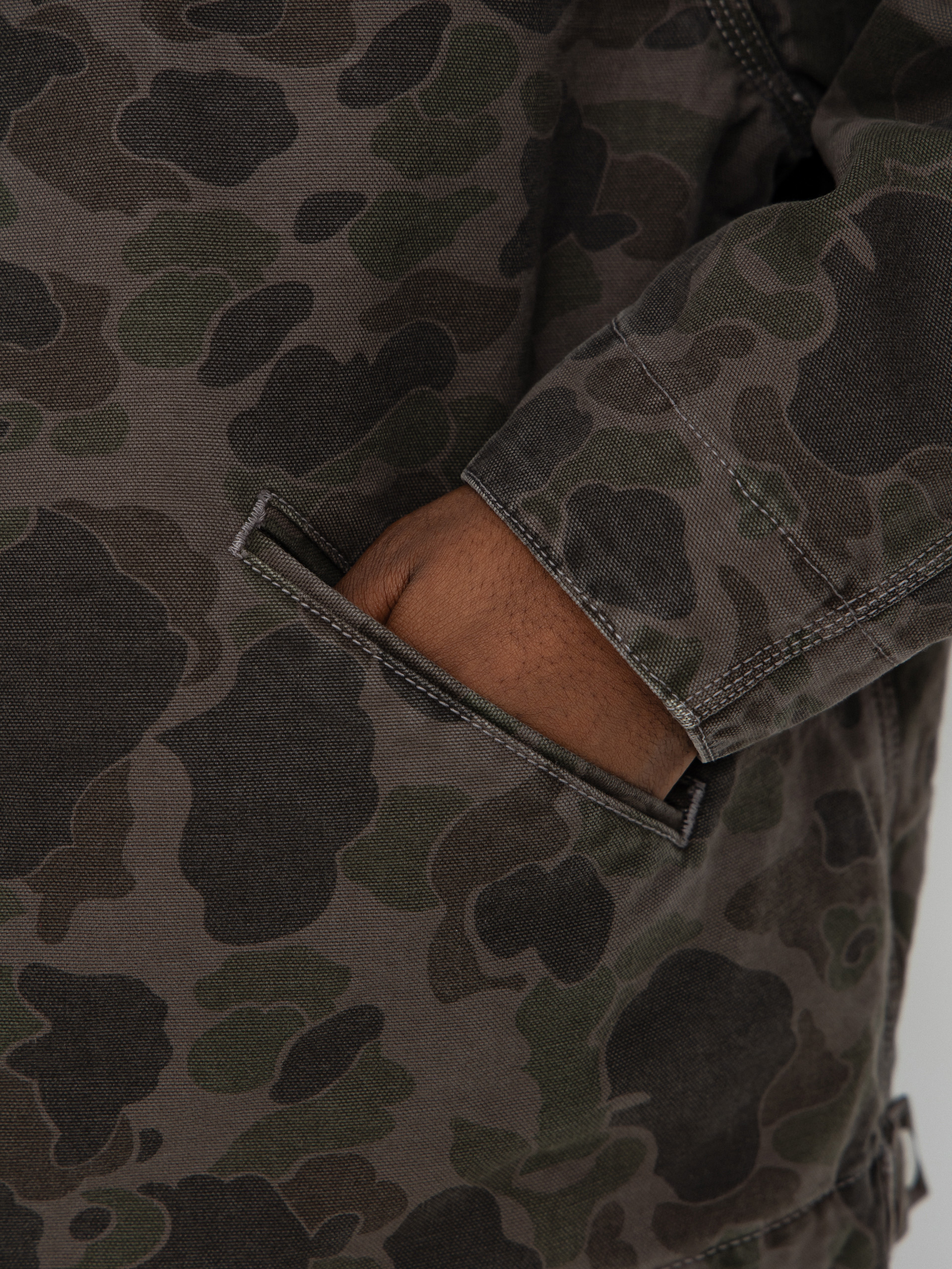 Carhartt WIP Jacke Duck Detroit (camo duck/green/porphyry/garment dyed)