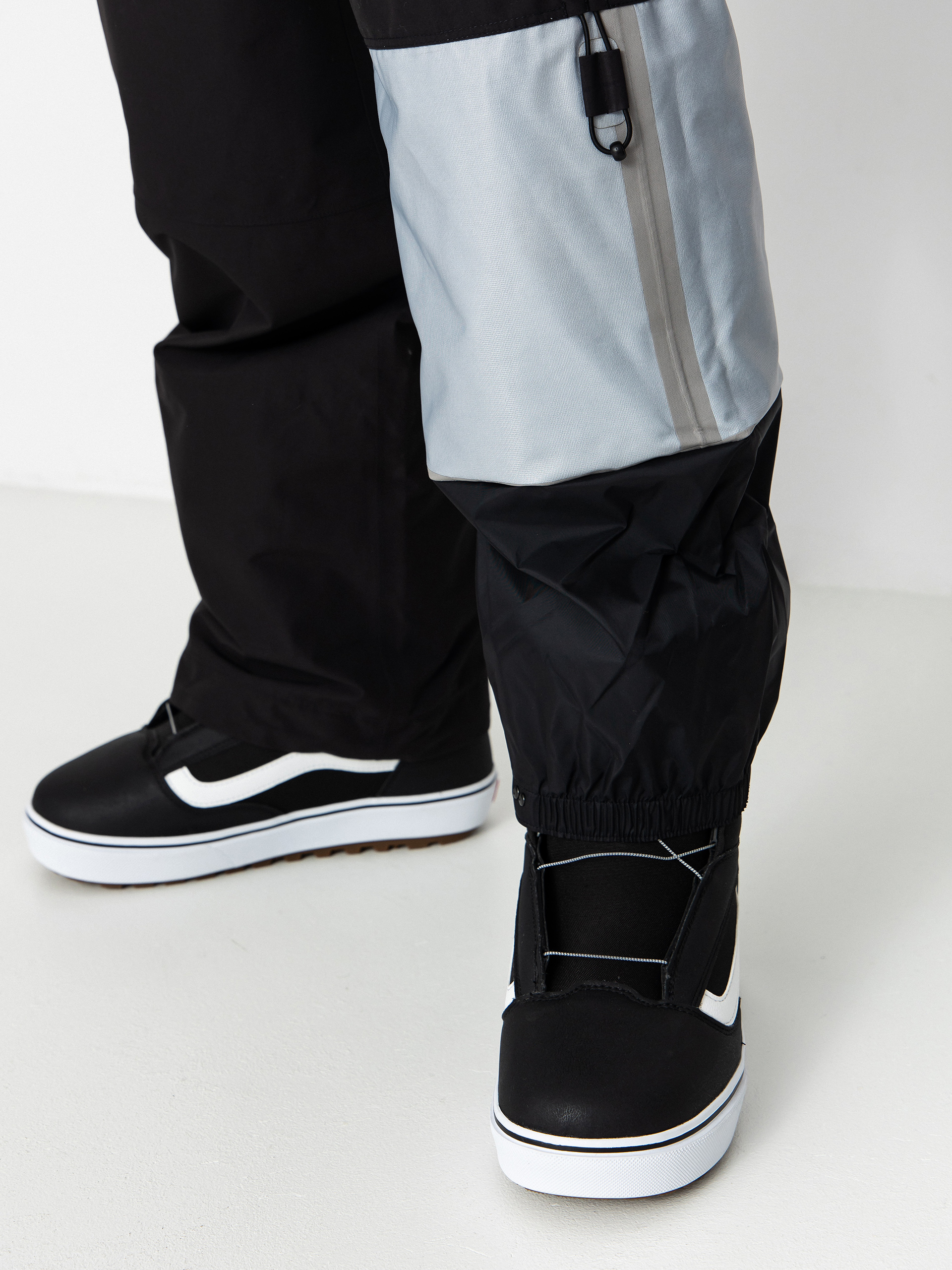 Herren Vans MTE High Country 3L 2.0 Snowboard Hose (black)