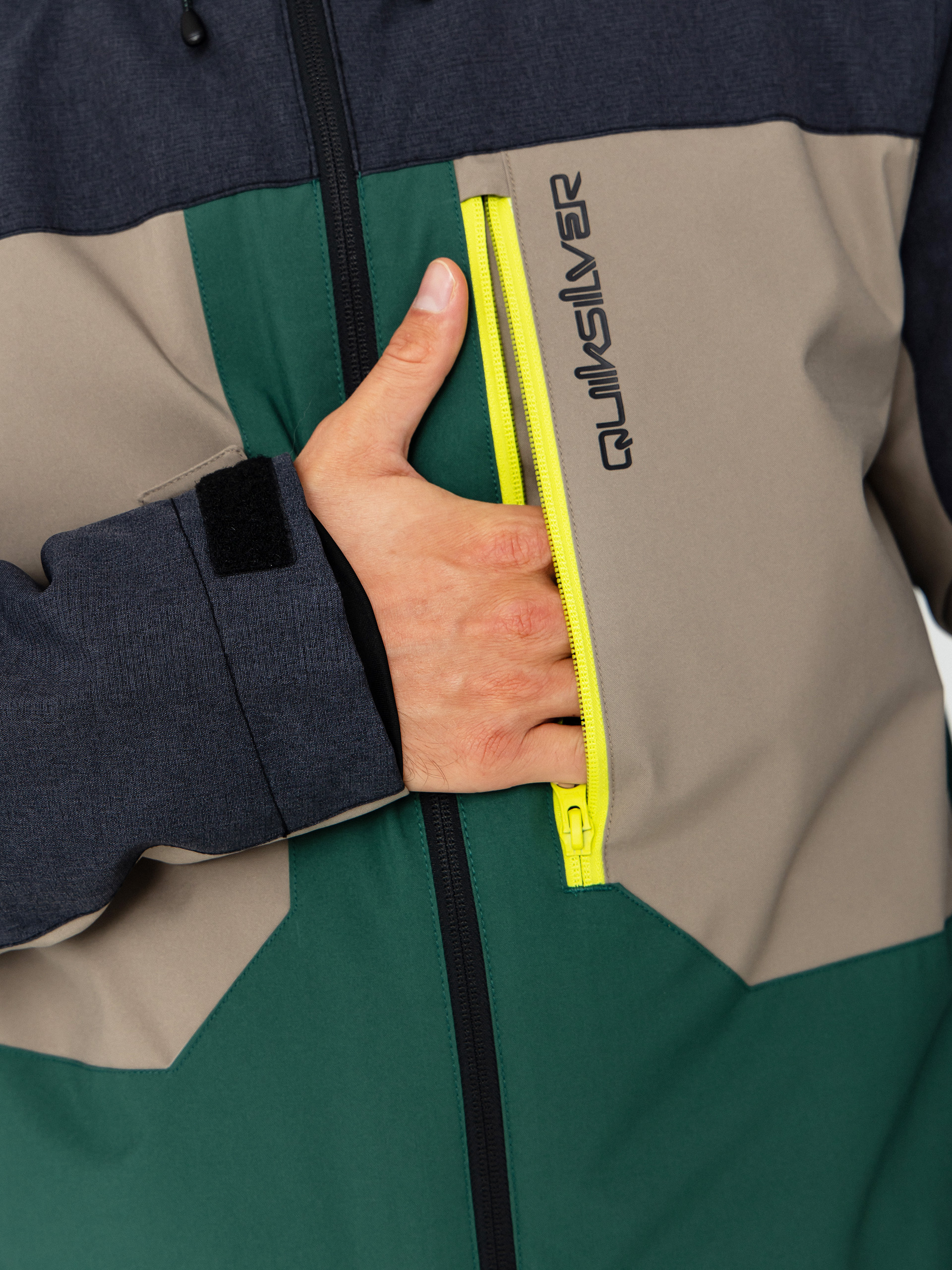 Mens Quiksilver Dawson Snowboard jacket (trekking green)