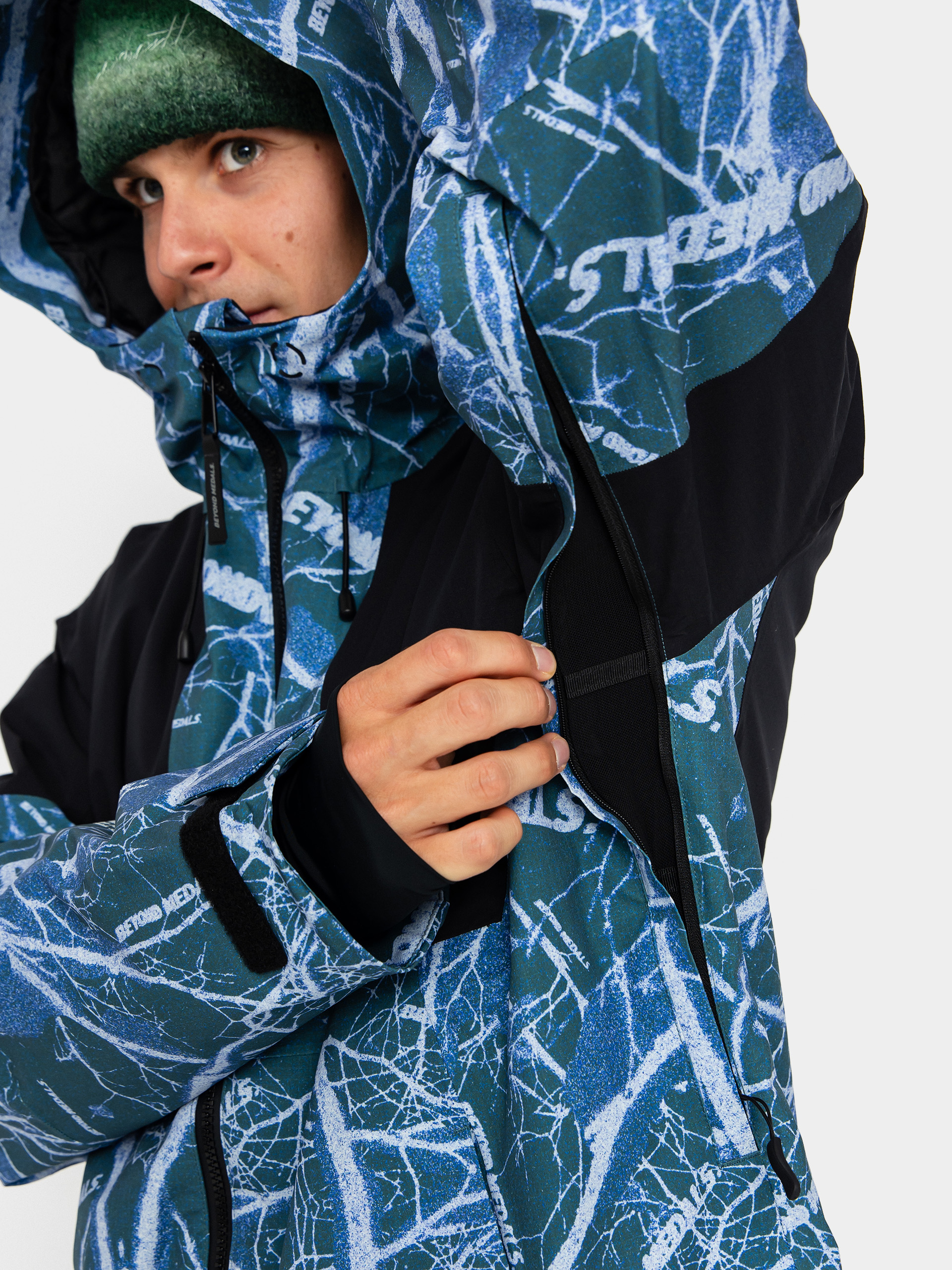 Mens Beyond Medals Fullzip Shirakaba 2L Snowboard jacket (print)