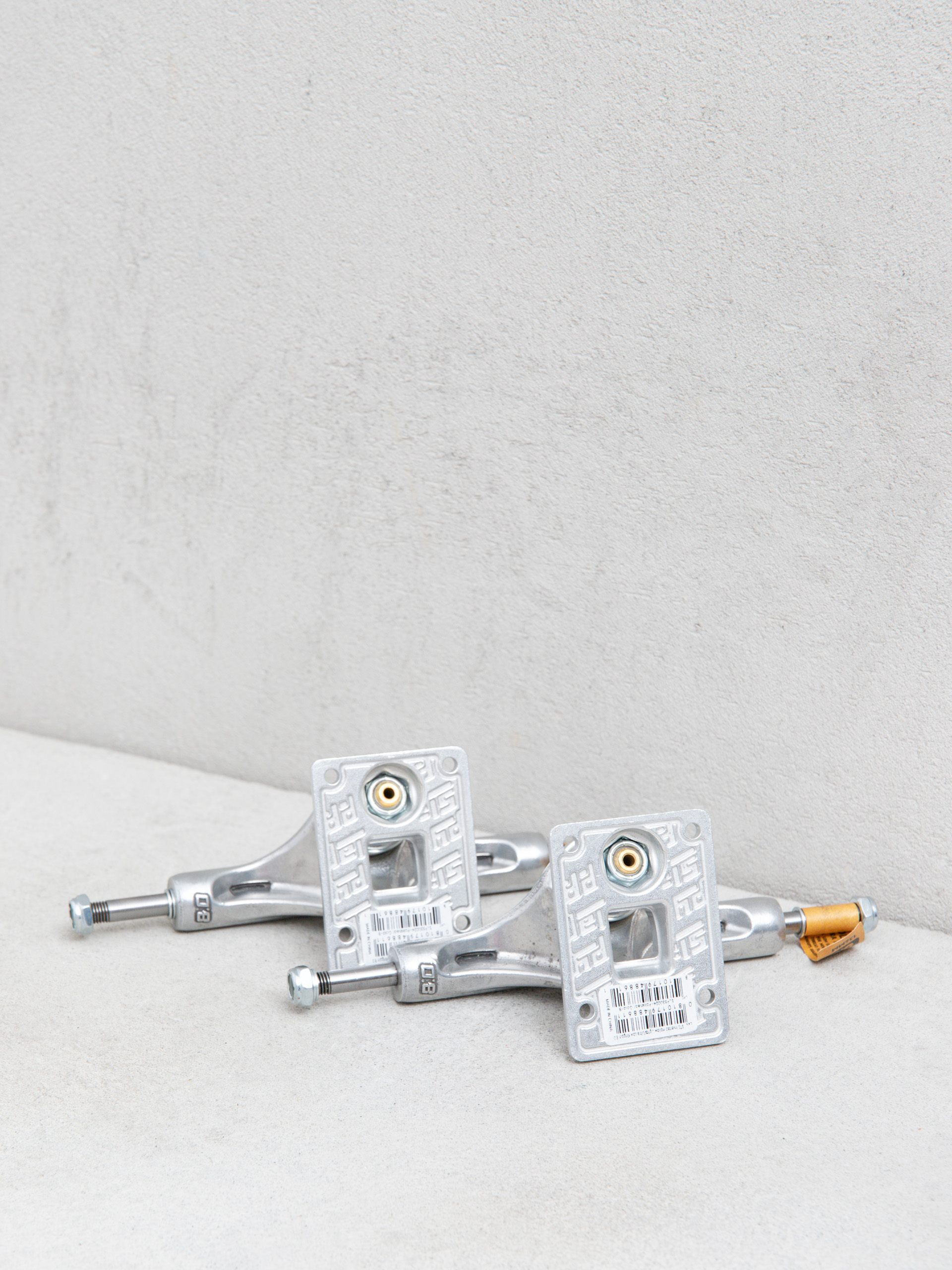 Slappy ST1 Inverted Hollow Lights Ultra Low Trucks (polished)