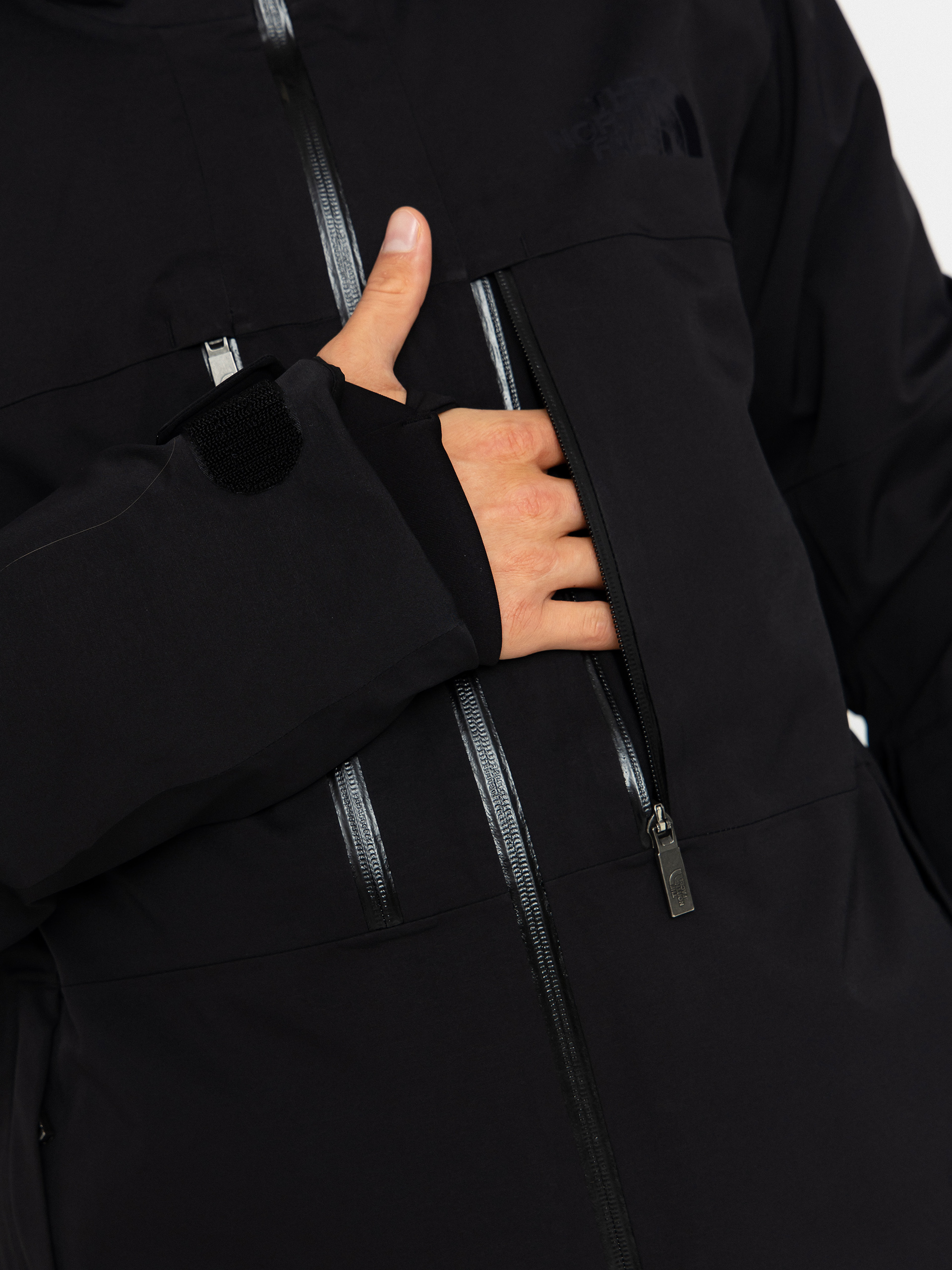 Mens The North Face Chakal Snowboard jacket (tnf black/tnf black)