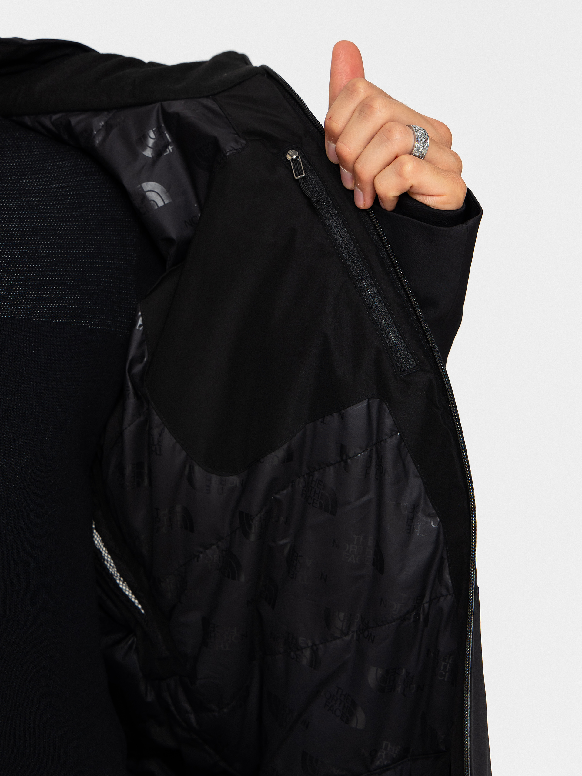 Herren The North Face Chakal Snowboard Jacke (tnf black/tnf black)