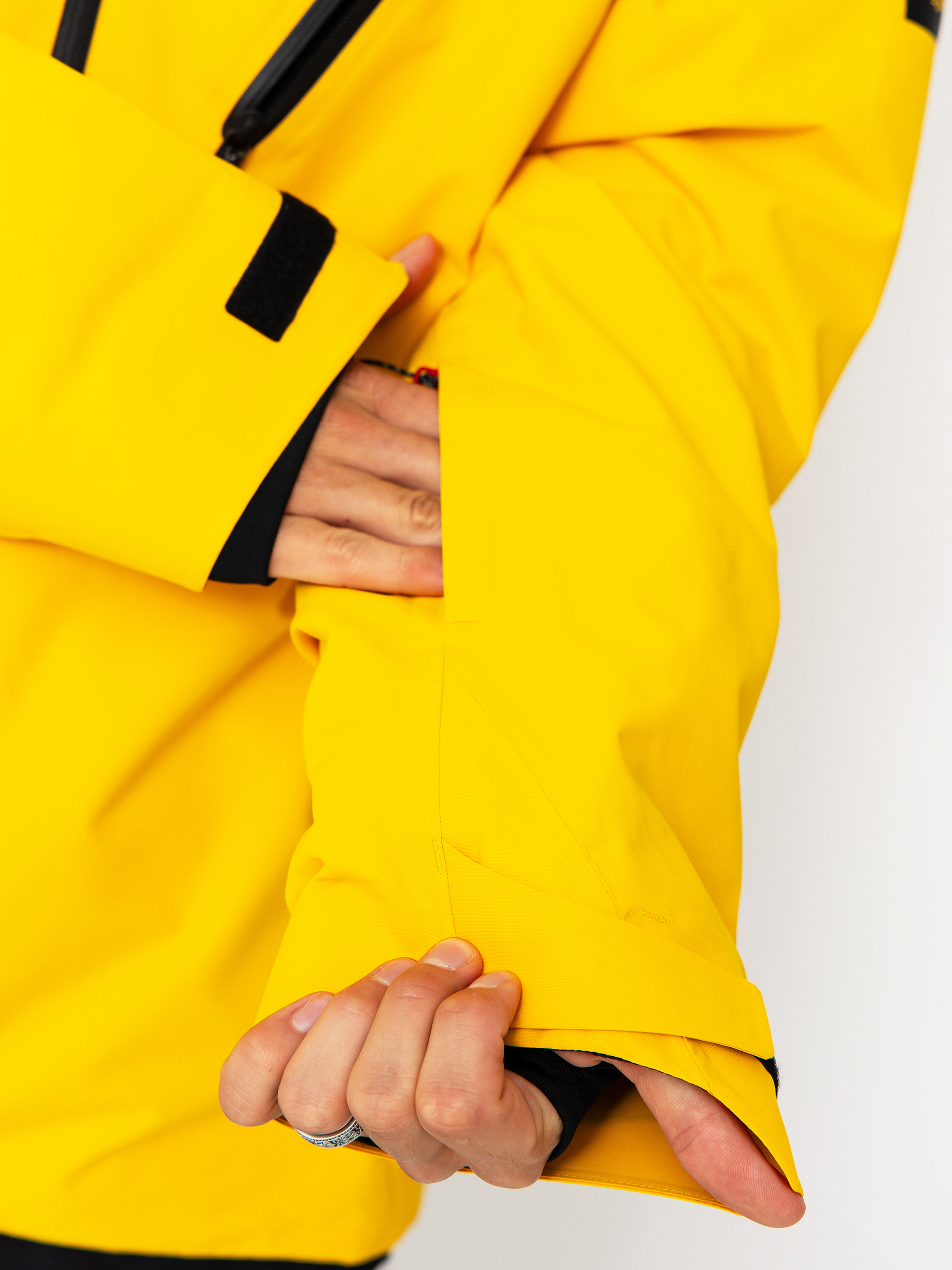 Mens 686 Snowboard jacket Hydra Thermagraph (yellow gold)