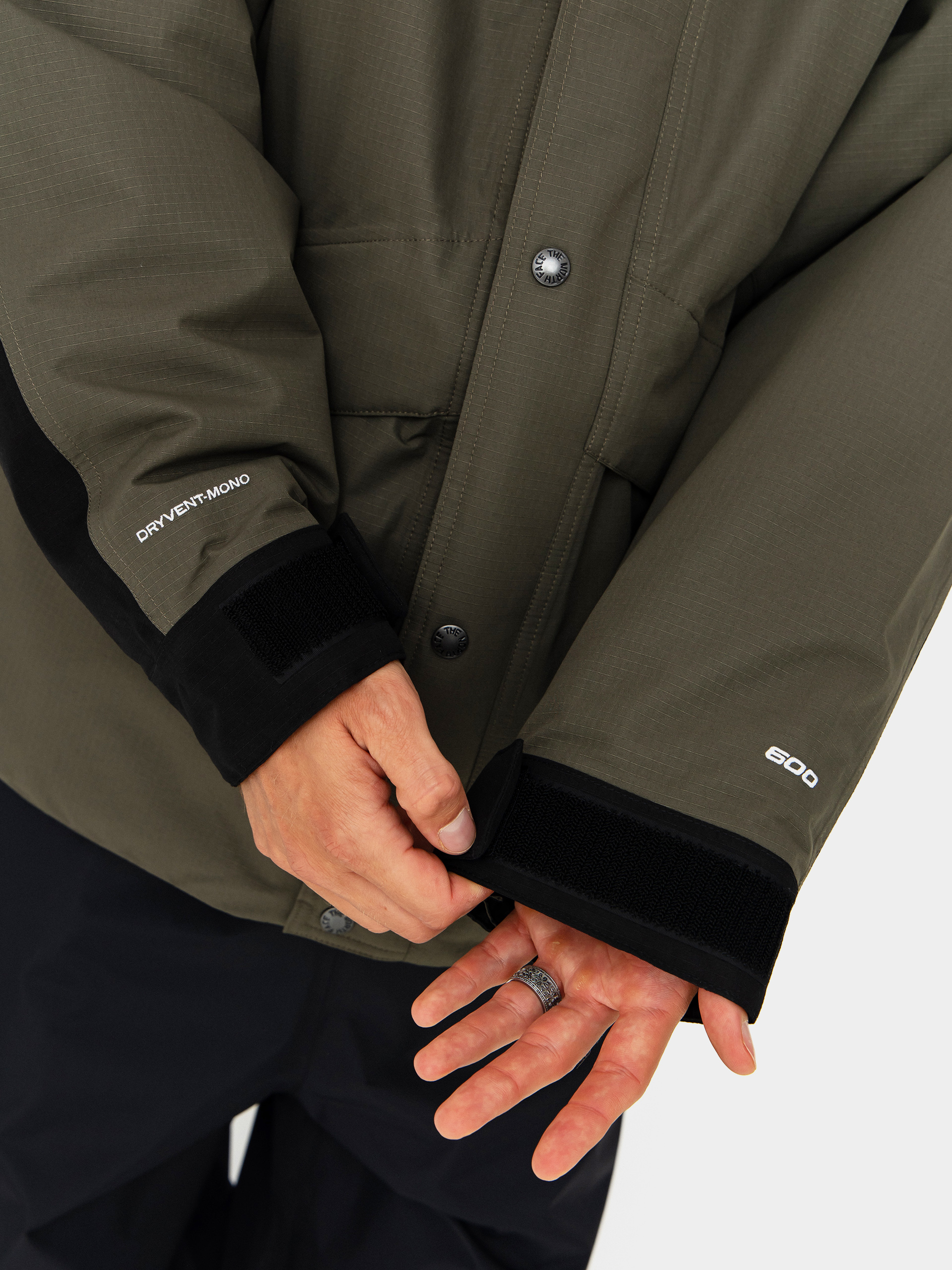 The North Face Jacke Mountain Down (new taupe green/tnf black)
