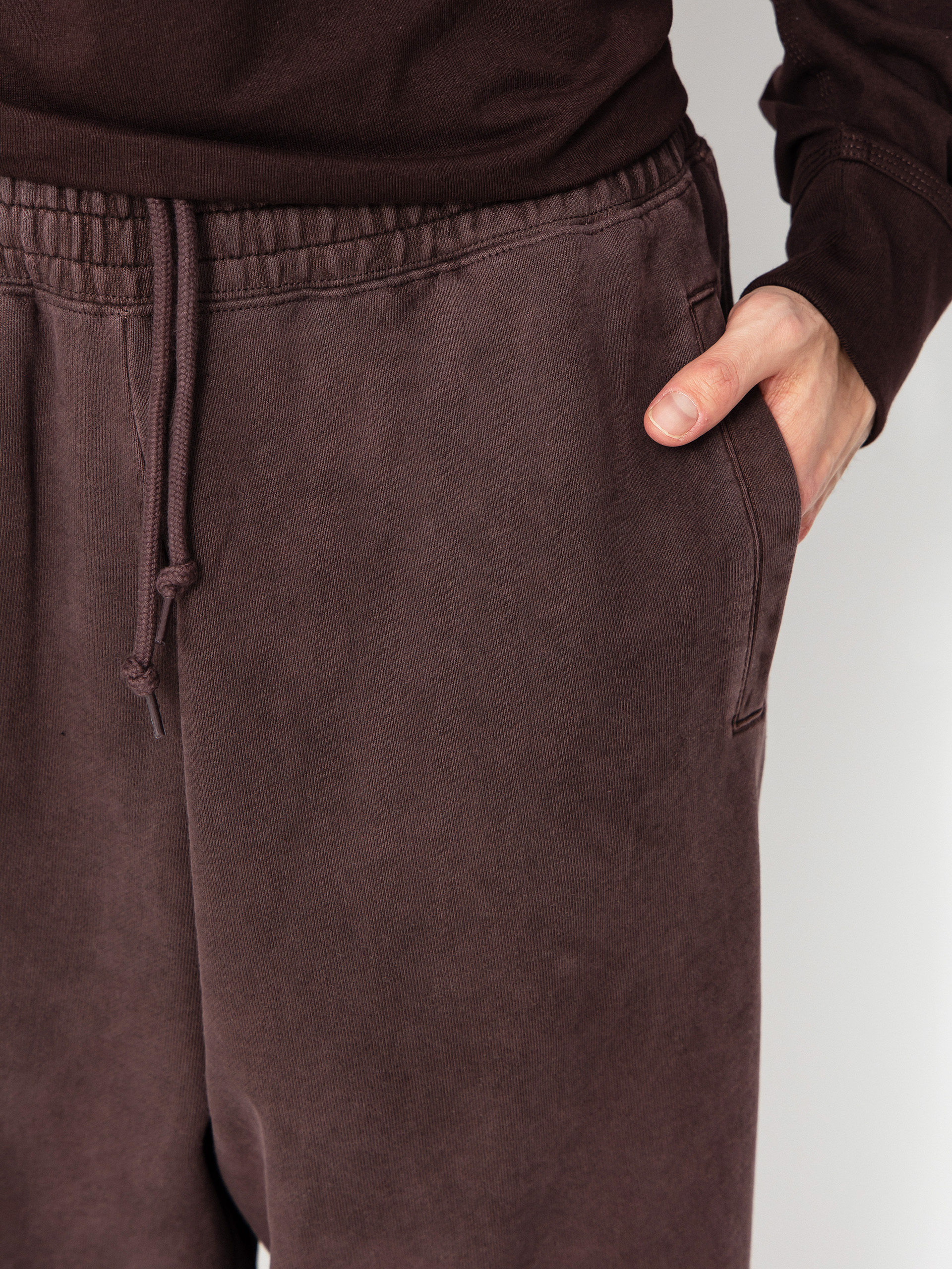 Carhartt WIP Hose Vista Grand Sweat (palisander/garment dyed)