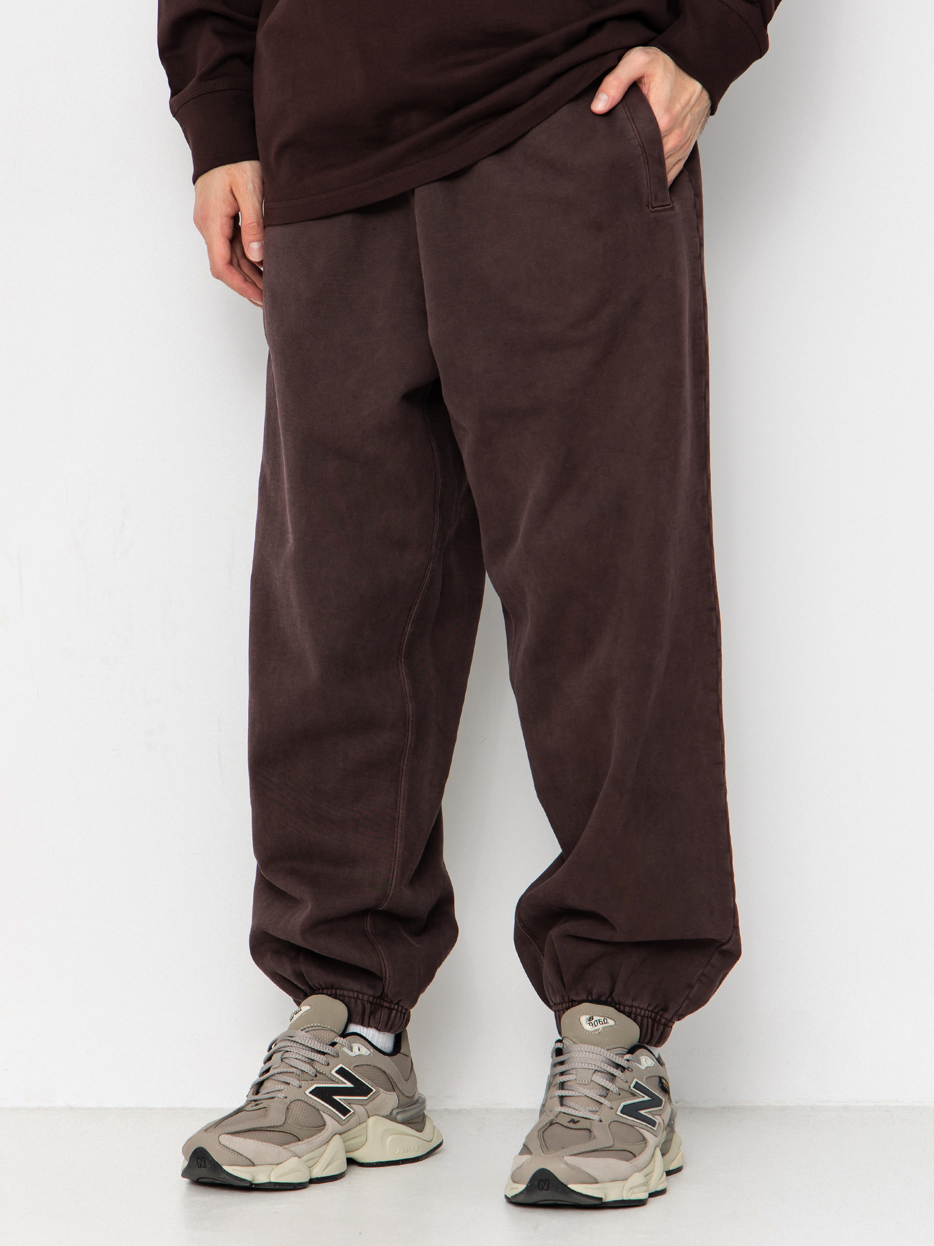 Carhartt WIP Pants Vista Grand Sweat - brown (palisander/garment dyed)