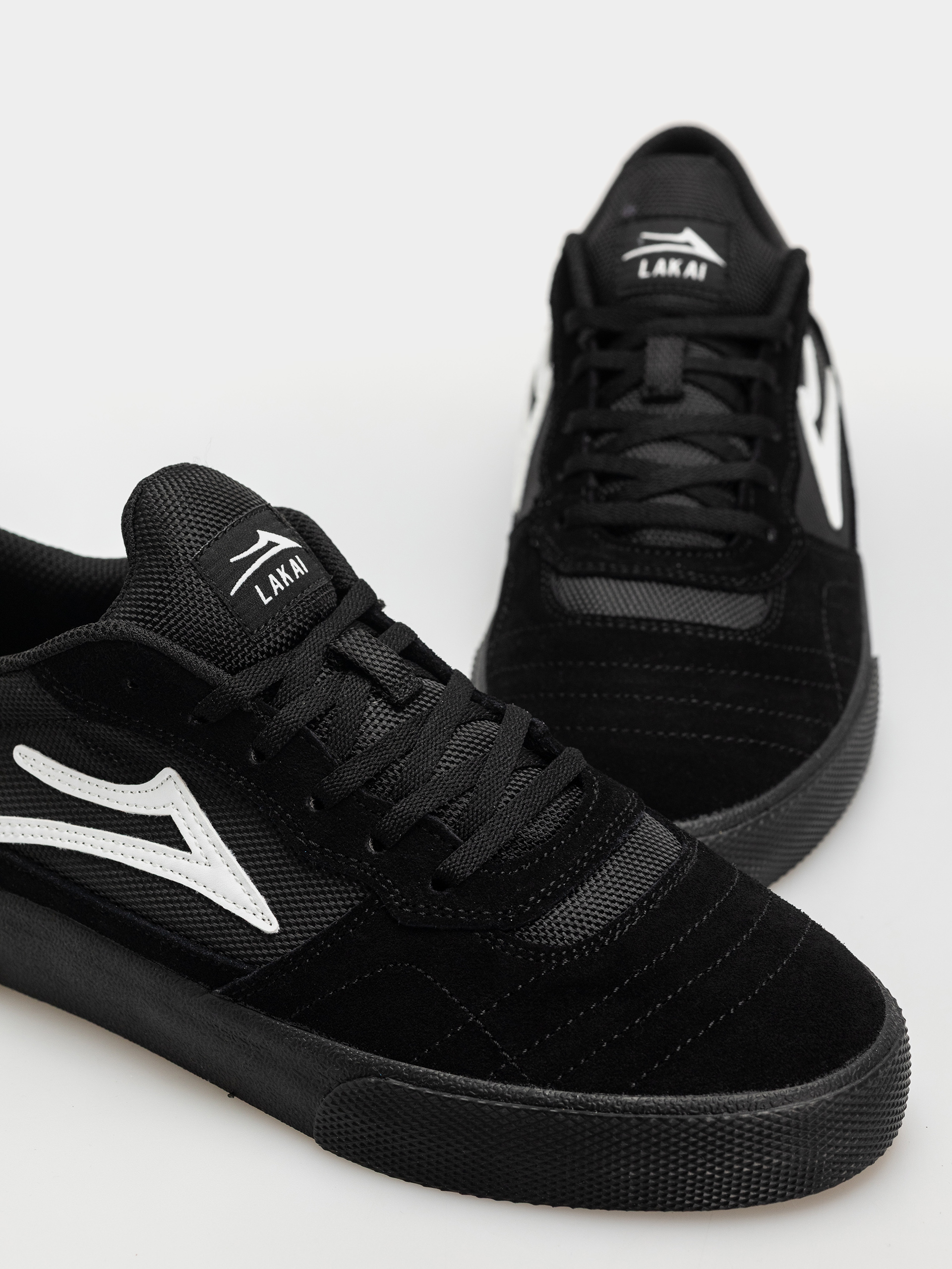 Lakai Cambridge Shoes (black/black white suede)