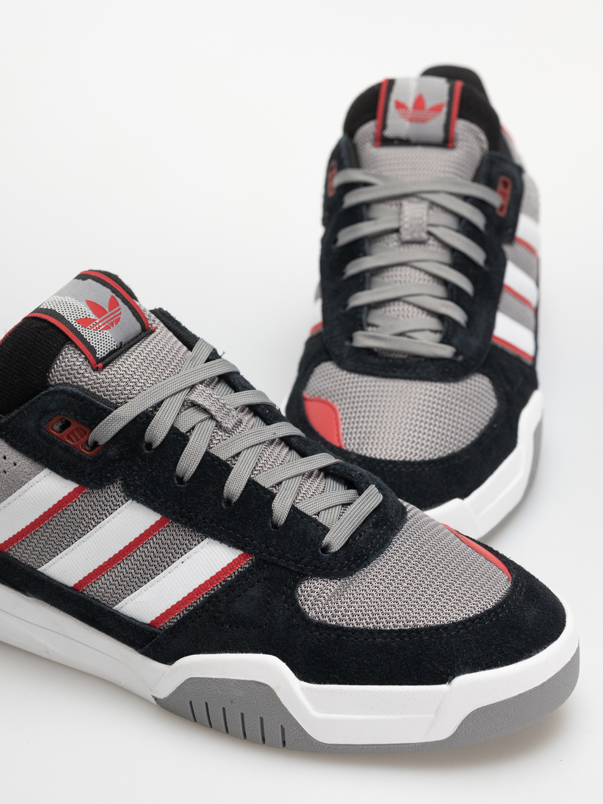 adidas Tekkira Cup Shoes (cblack/ftwwht/betsca)