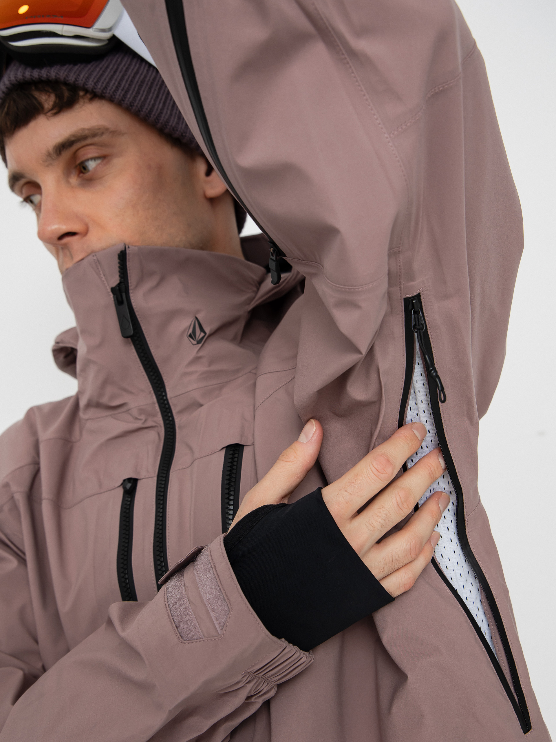 Herren Volcom Guch Stretch Gore Snowboard Jacke (mauve)