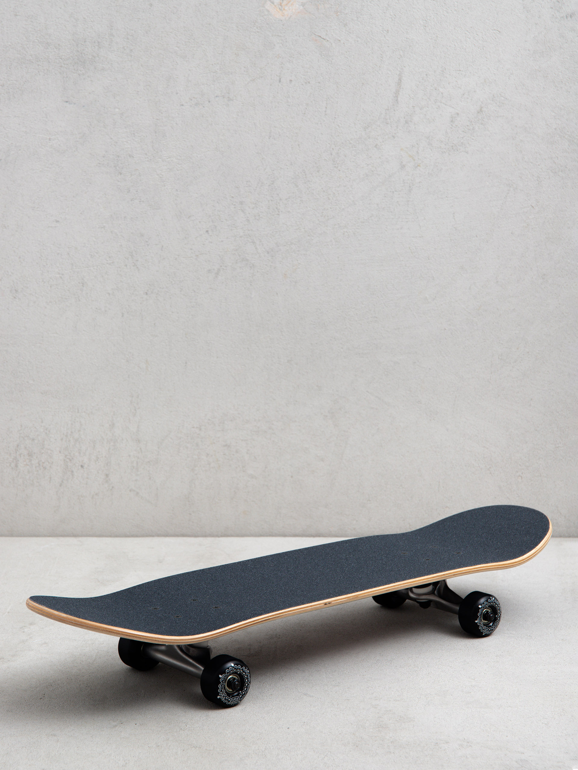 Krooked Skateboard Pals