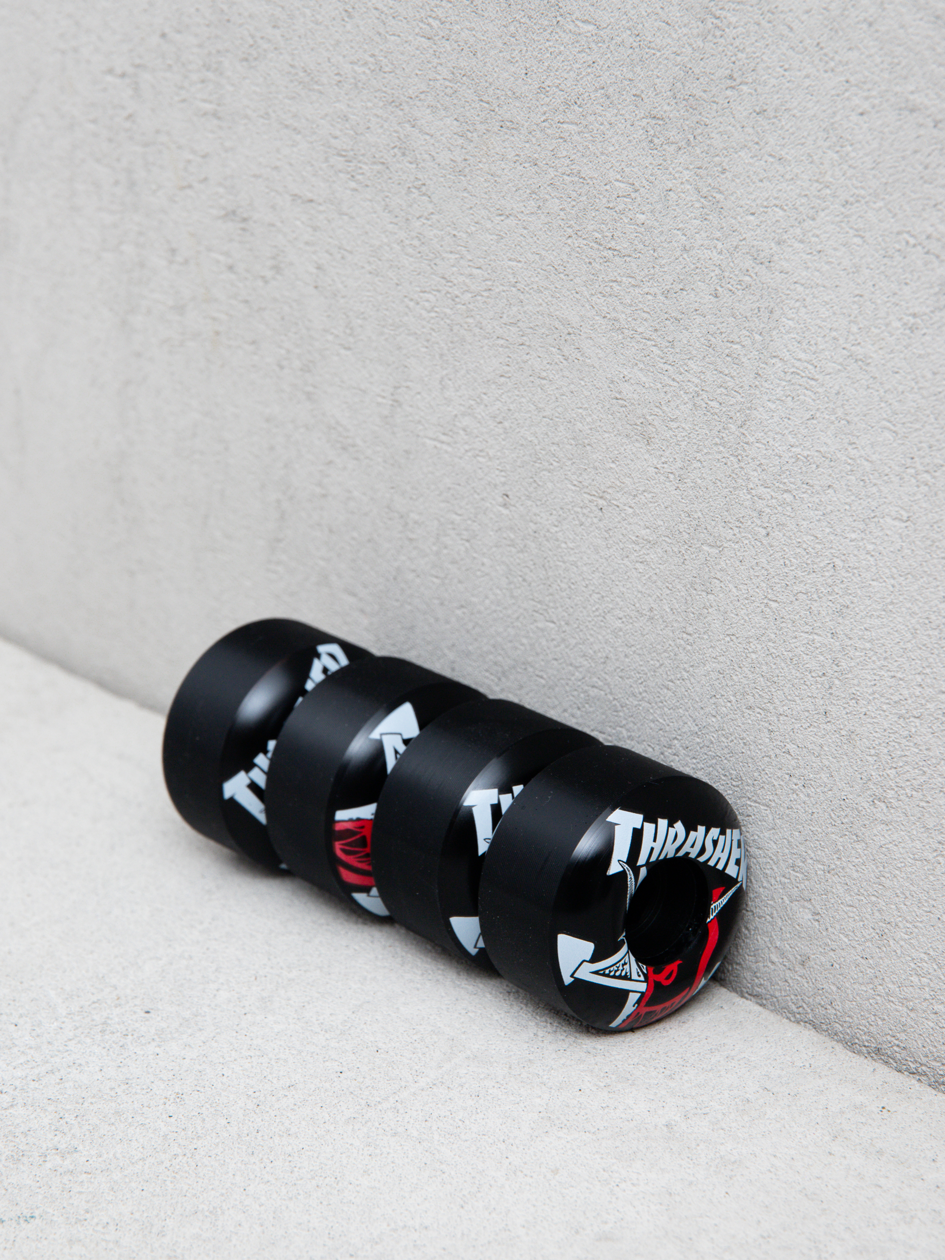 Spitfire X Thrasher Thrash&Burn 80HD Classic Full Wheels - white