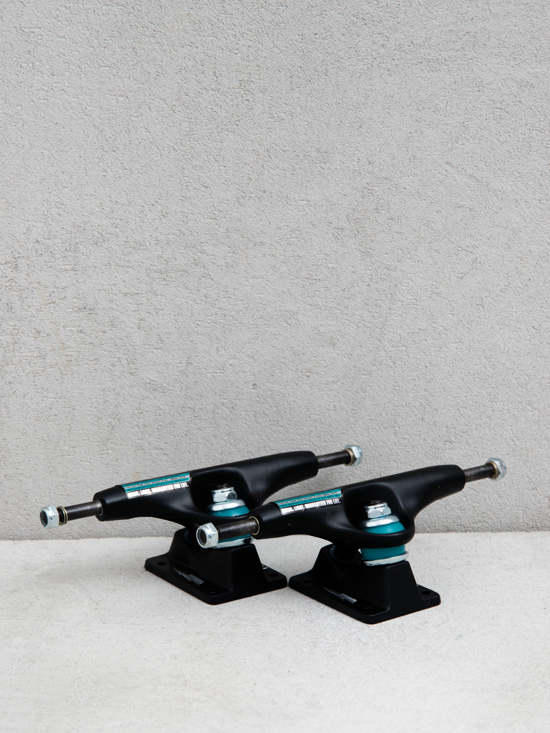 Thunder T II Team Trucks (matte black)