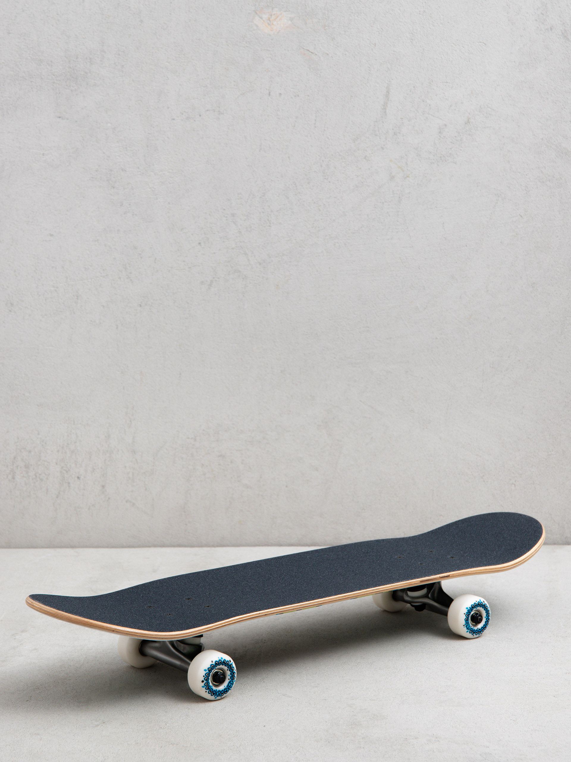 Krooked Eyelashes Skateboard