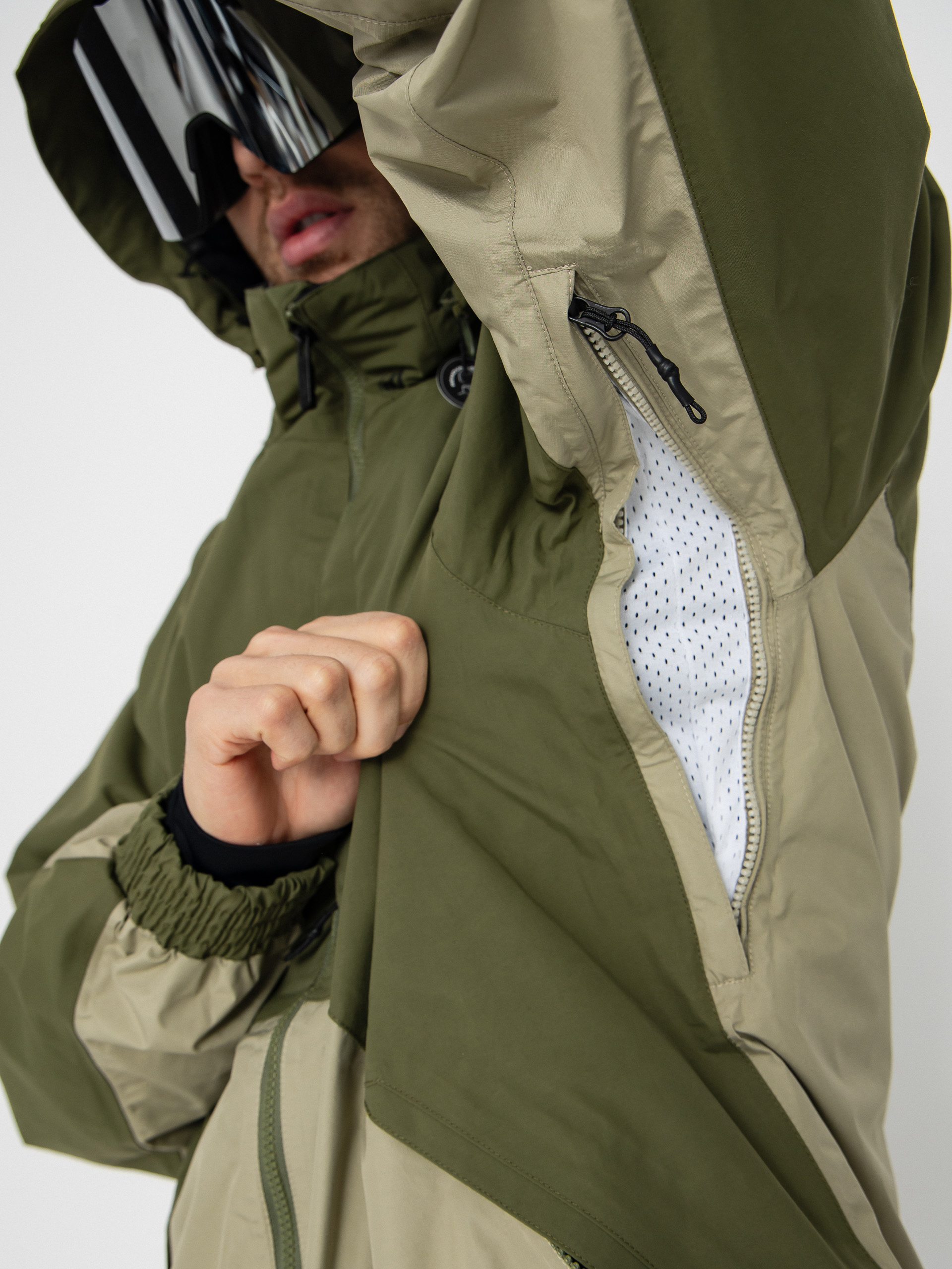 Mens Volcom Longo Gore Tex Snowboard jacket (dark olive)