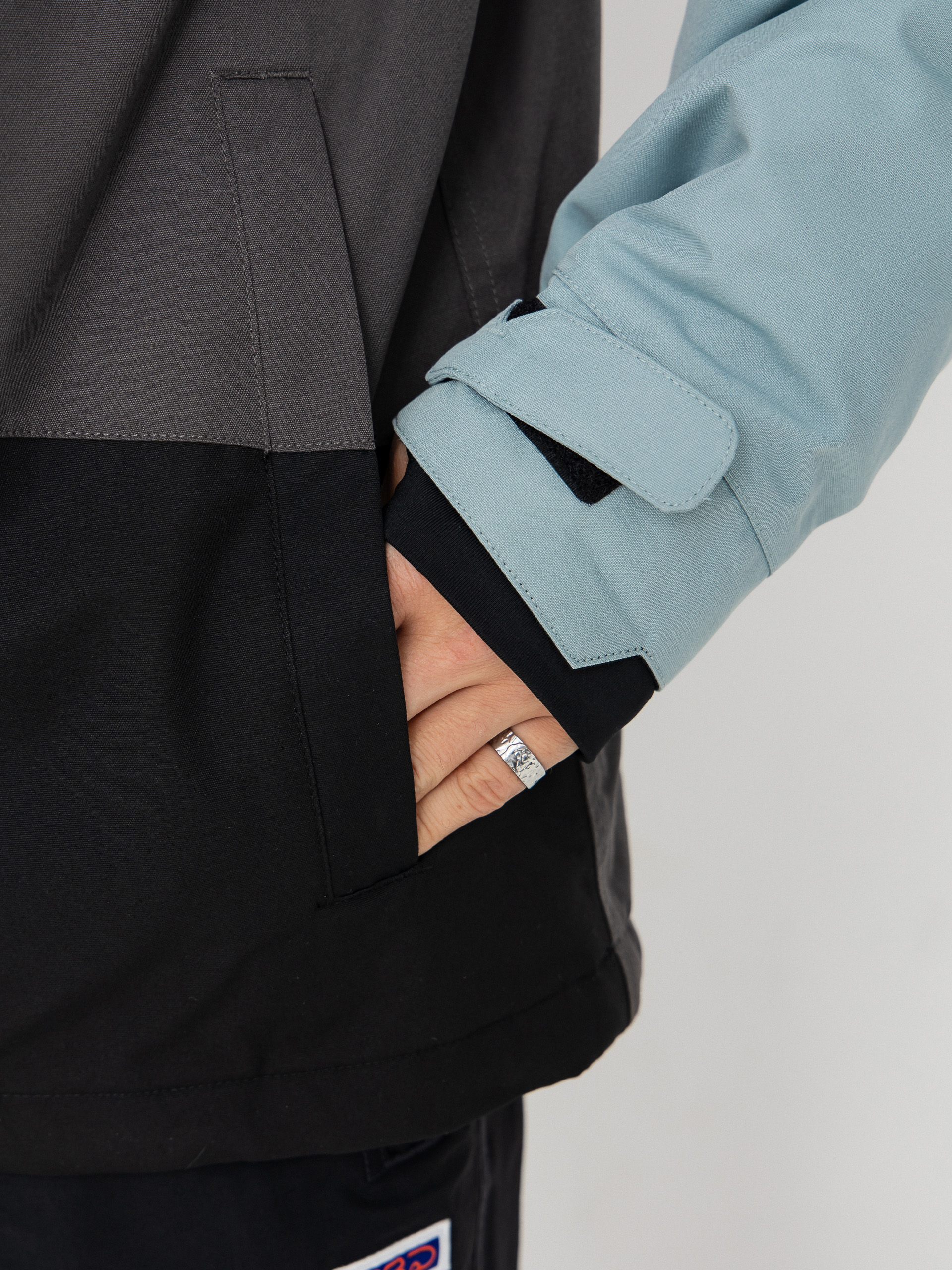 Mens 686 Snowboard jacket Geo Insulated (dusty marine colorblock)