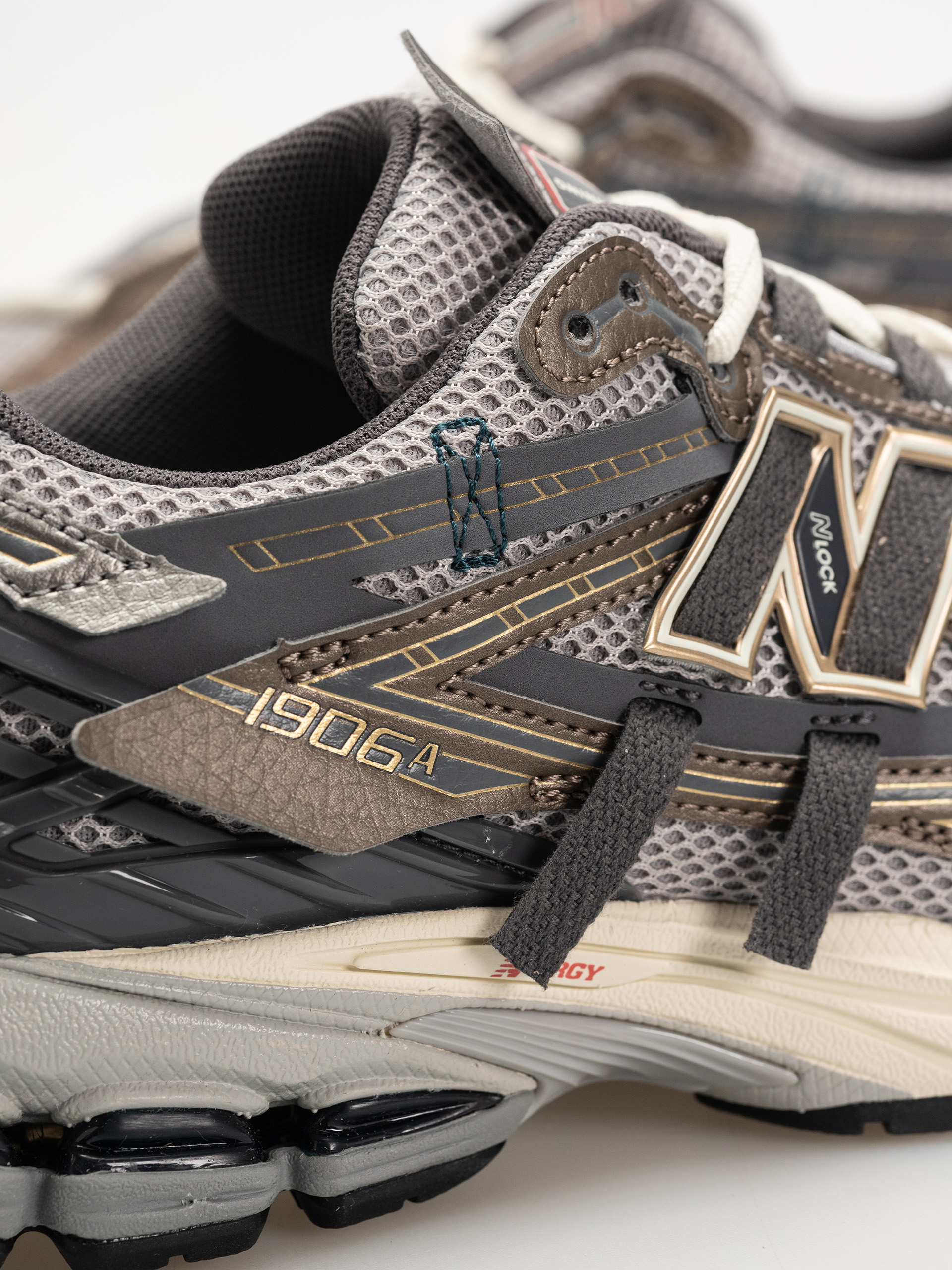 New Balance 1906 Shoes (thunder brown/slate grey)