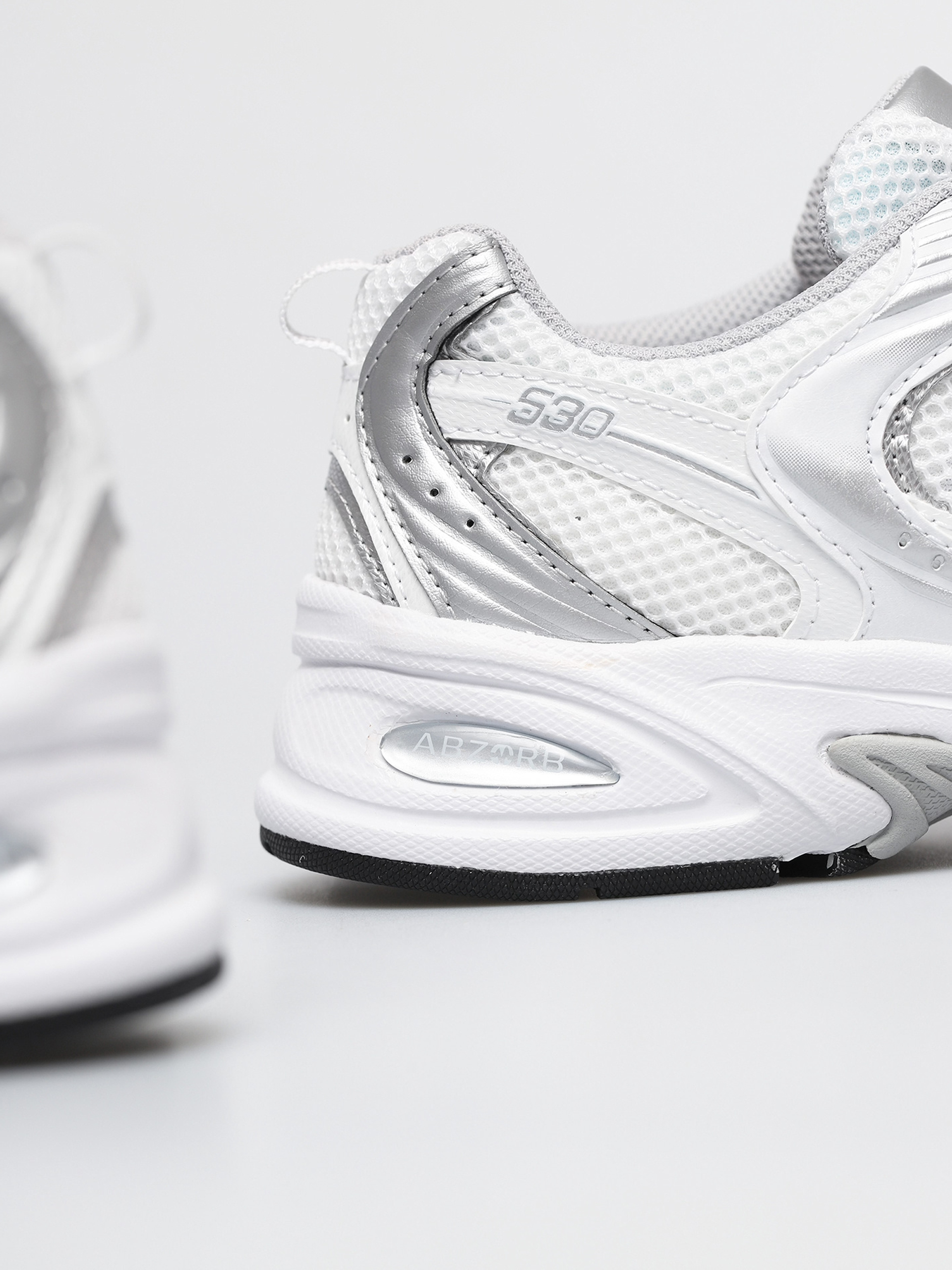 New Balance 530 Shoes (white)