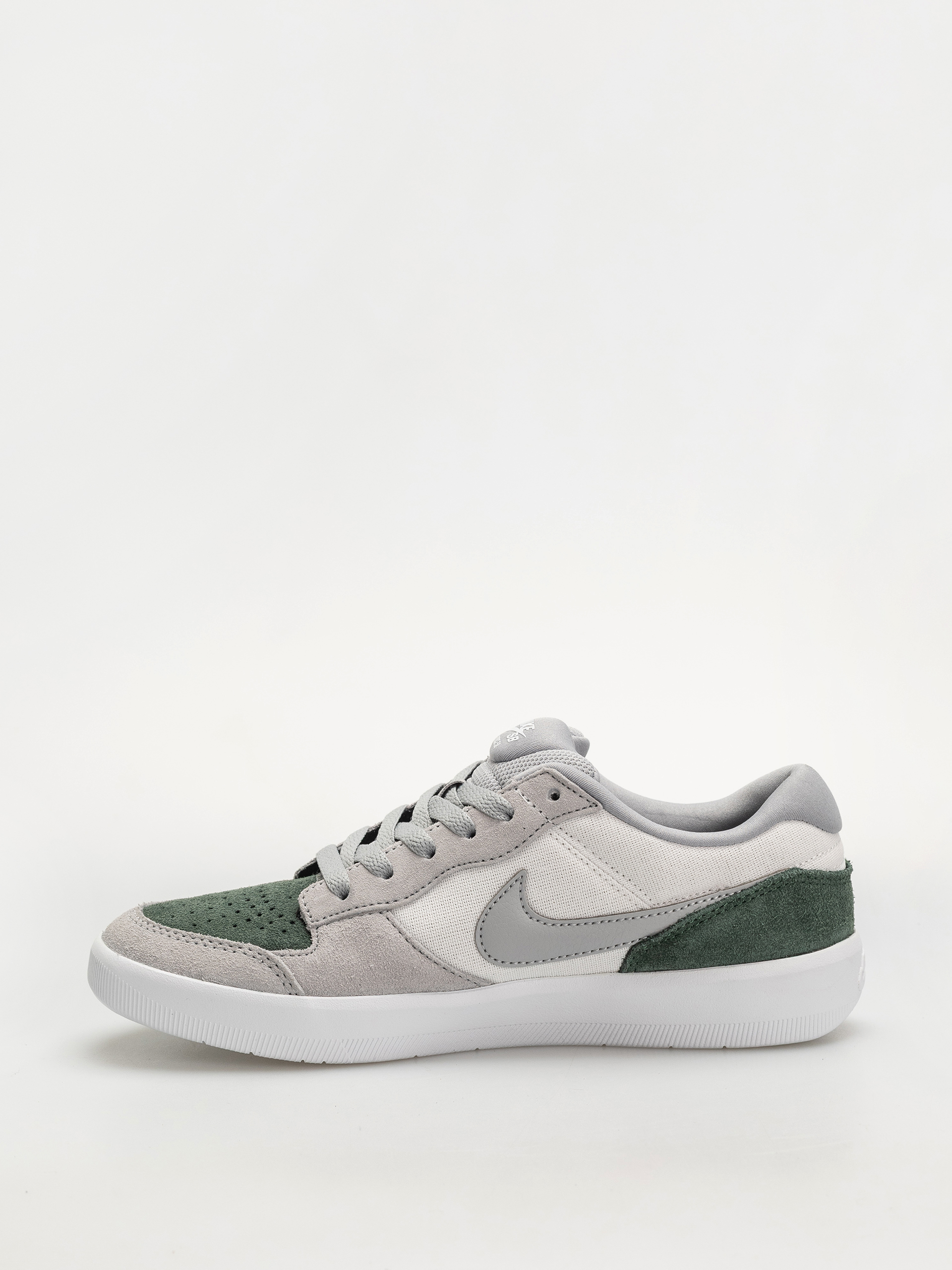 Nike SB Force 58 Shoes (white/flt silver fir white)