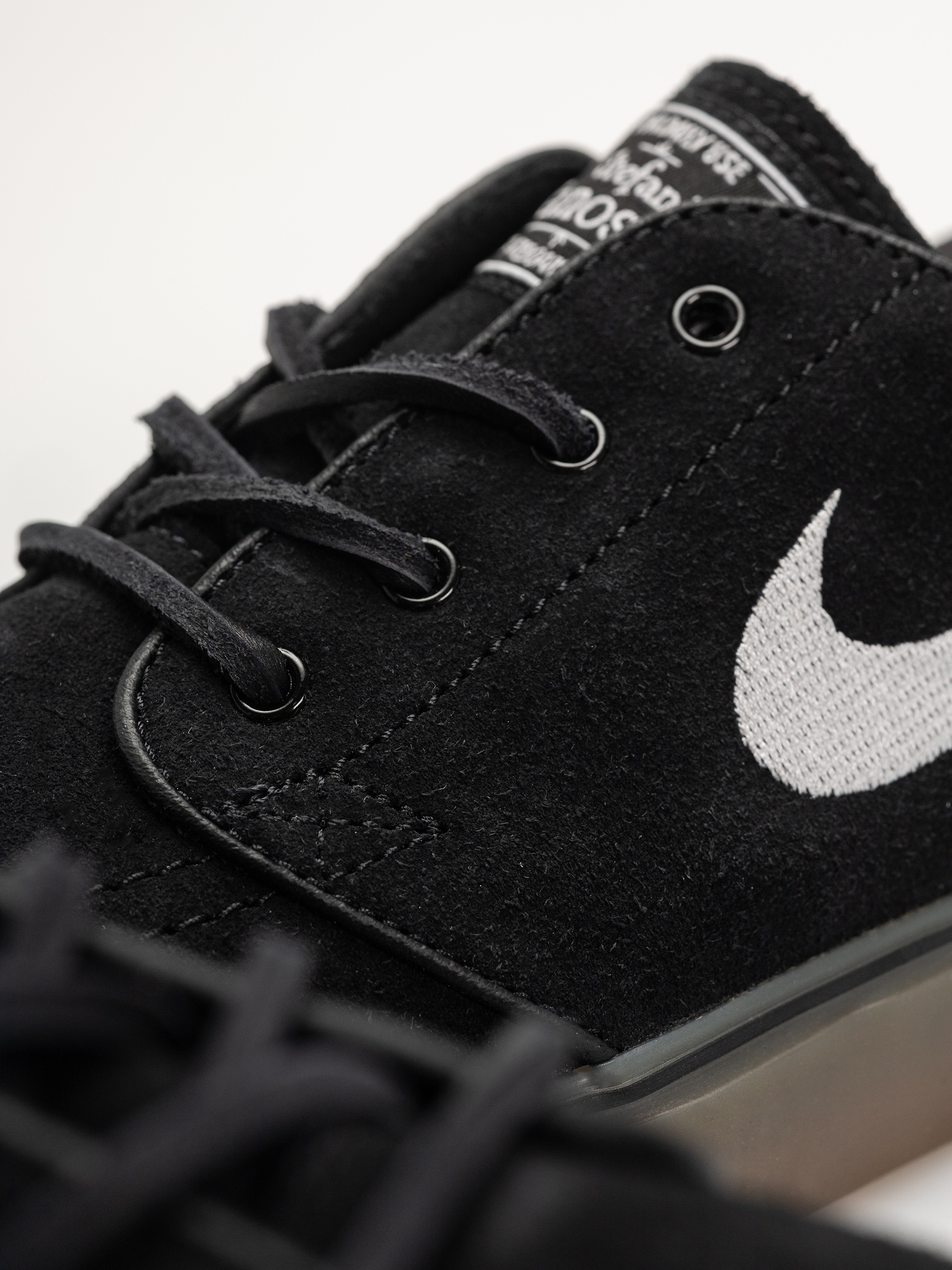 Nike SB Zoom Janoski Og+ Shoes (black/white black gum light brown)