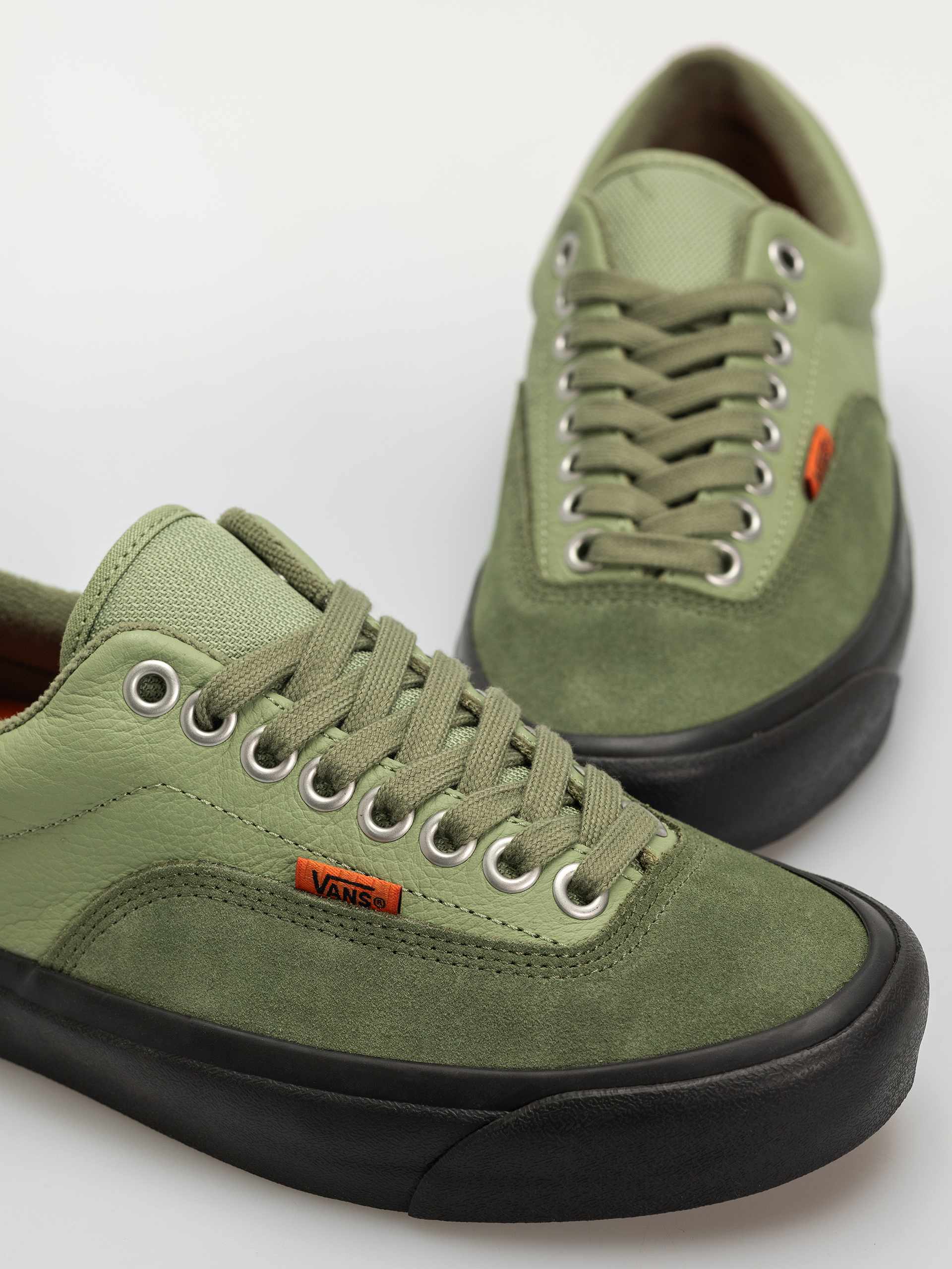 Vans Skate Era Stub Shoes (olive/black)