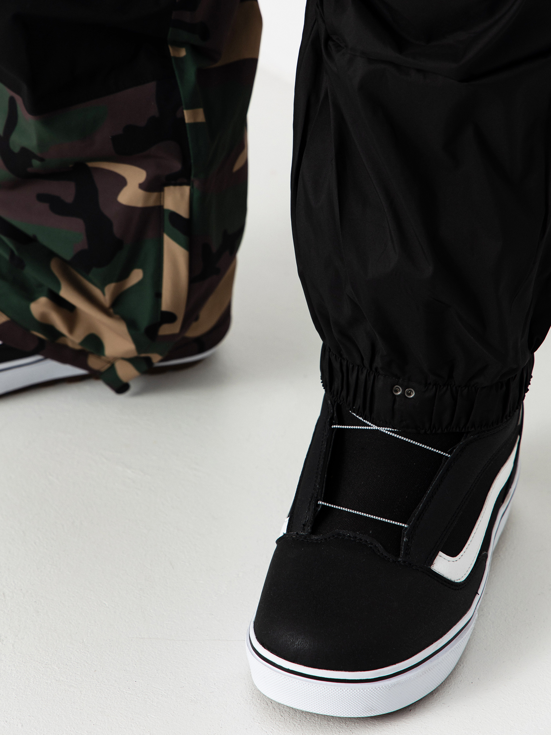 Mens ThirtyTwo Snowboard pants Blahzay Cargo (camo)