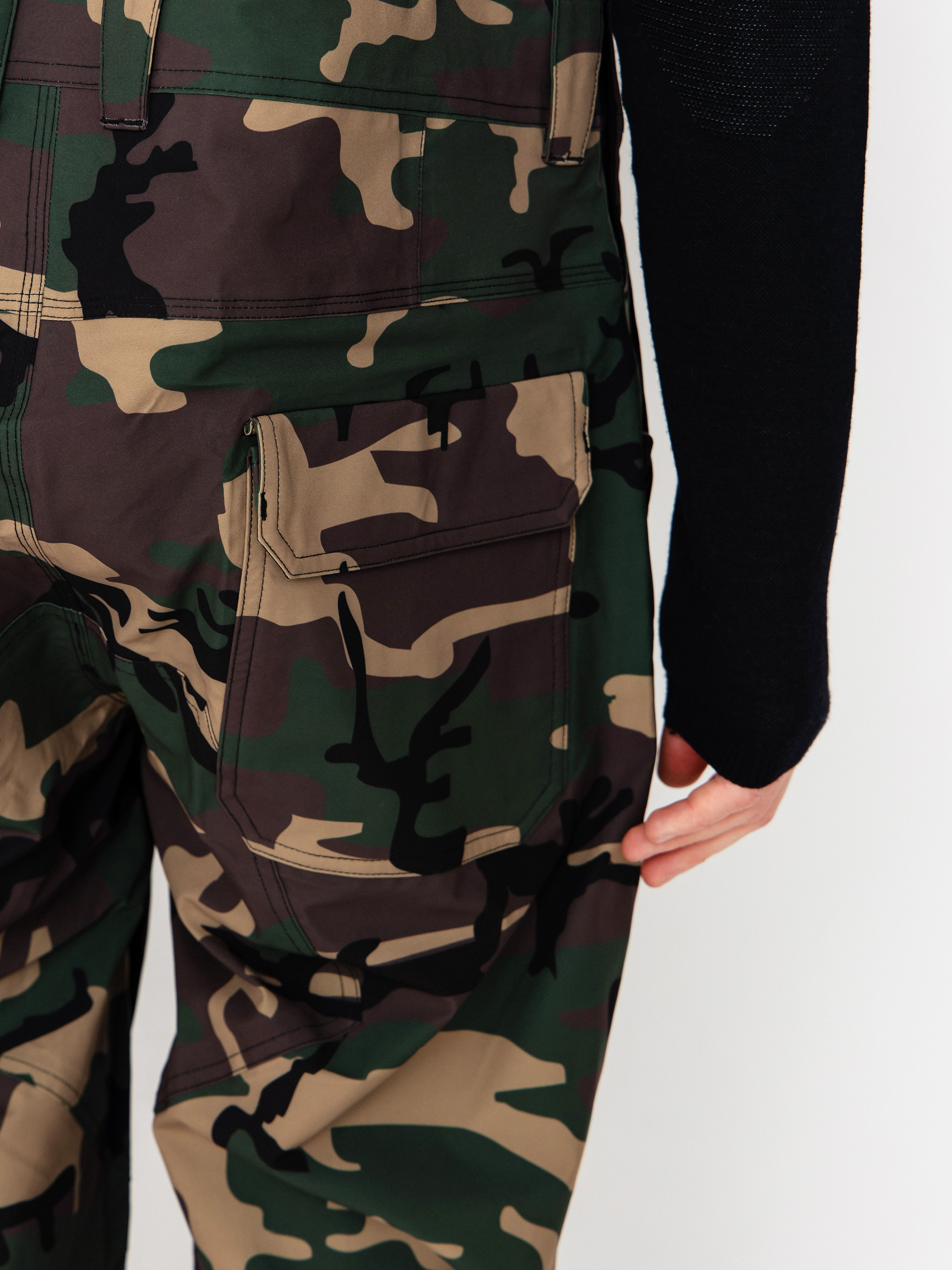 Mens ThirtyTwo Snowboard pants Basement Bib (camo)