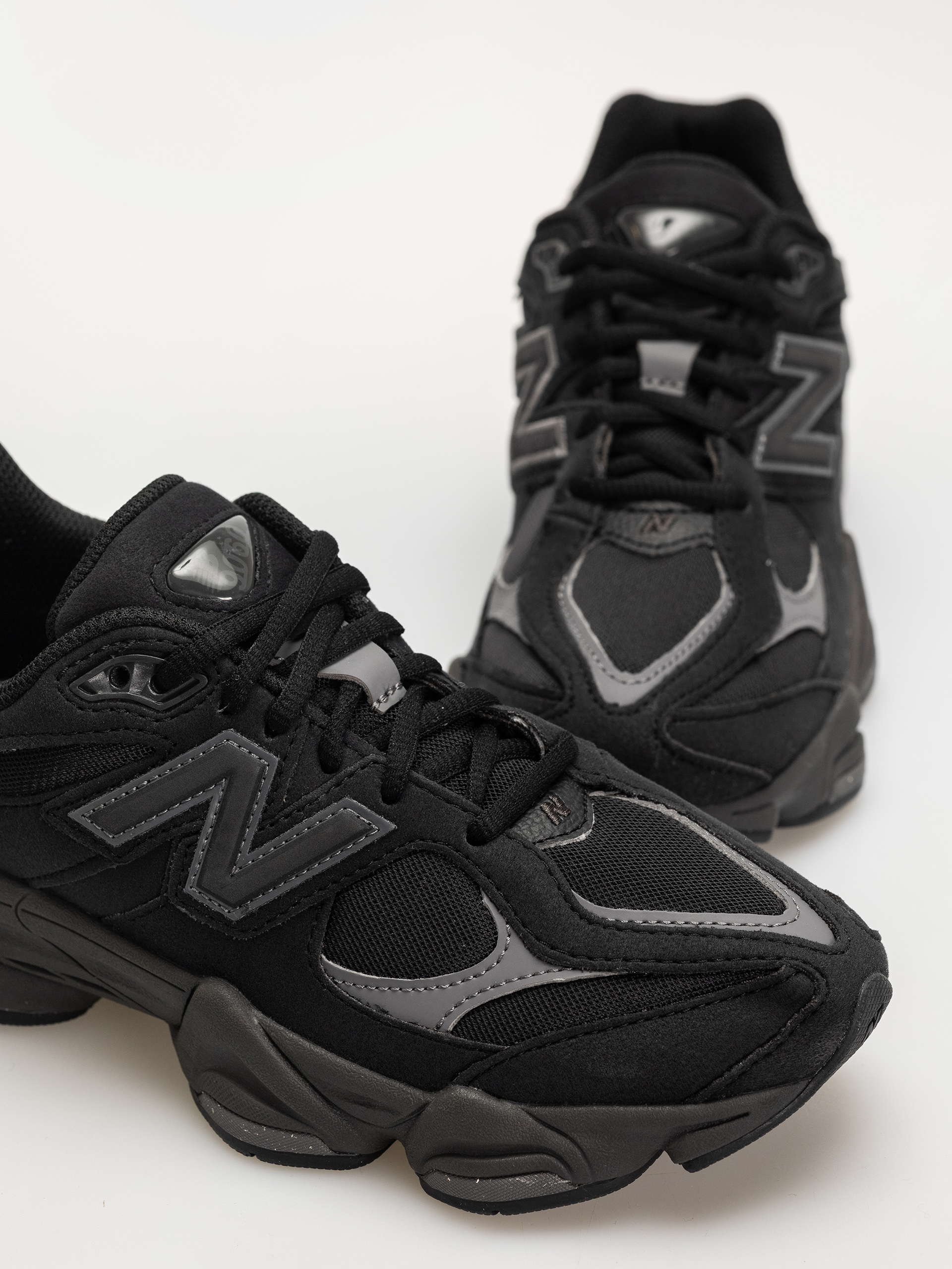 New Balance 9060 JR Schuhe (black/castlerock)
