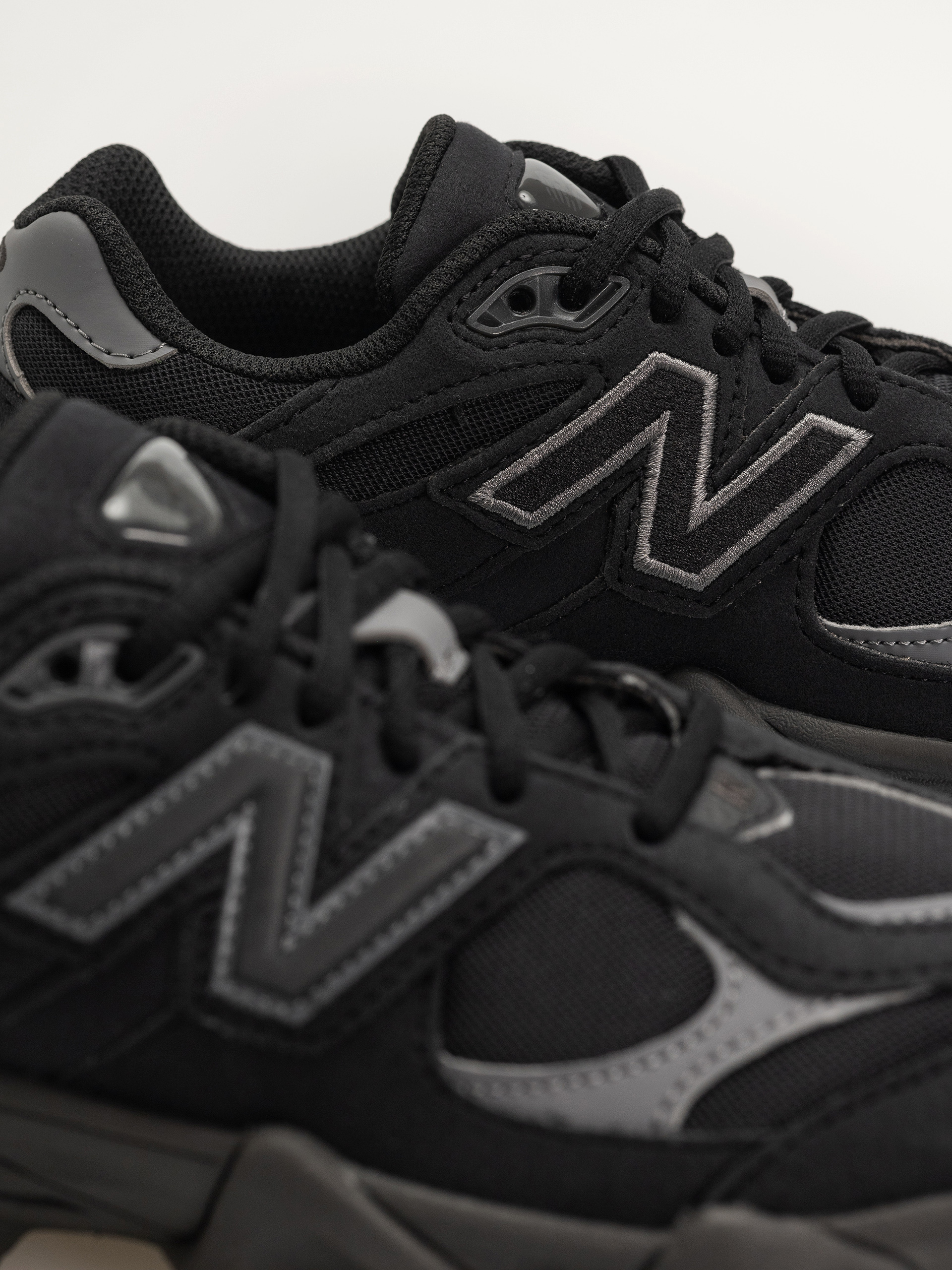 New Balance 9060 JR Schuhe (black/castlerock)