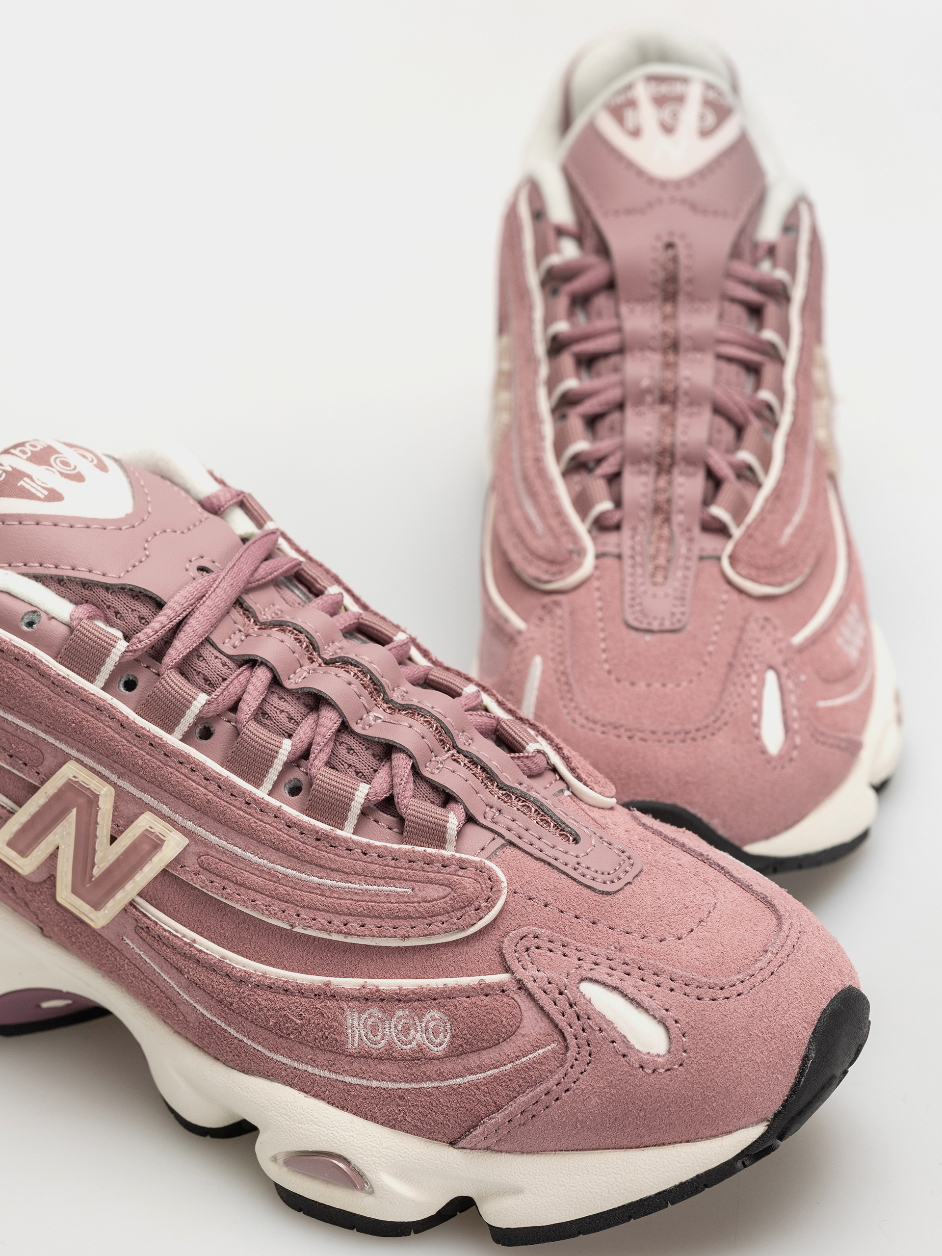 New Balance 1000 Shoes (rosewood/rosewood)