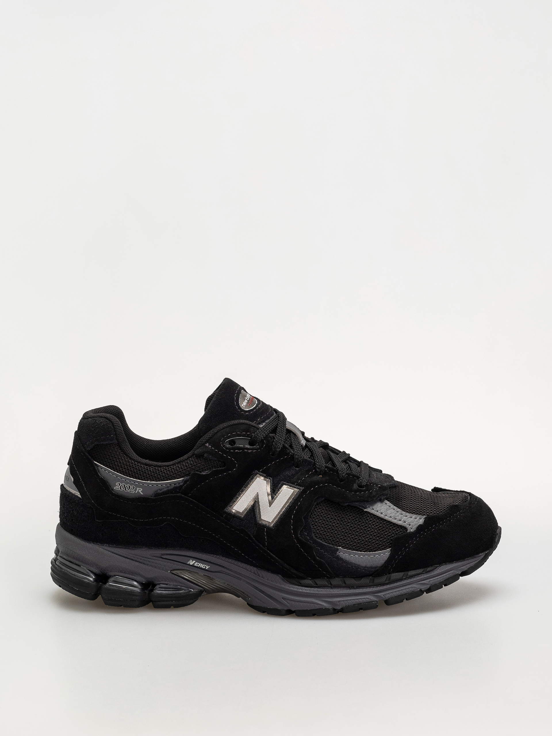 New Balance 2002 Shoes (black/magnet)