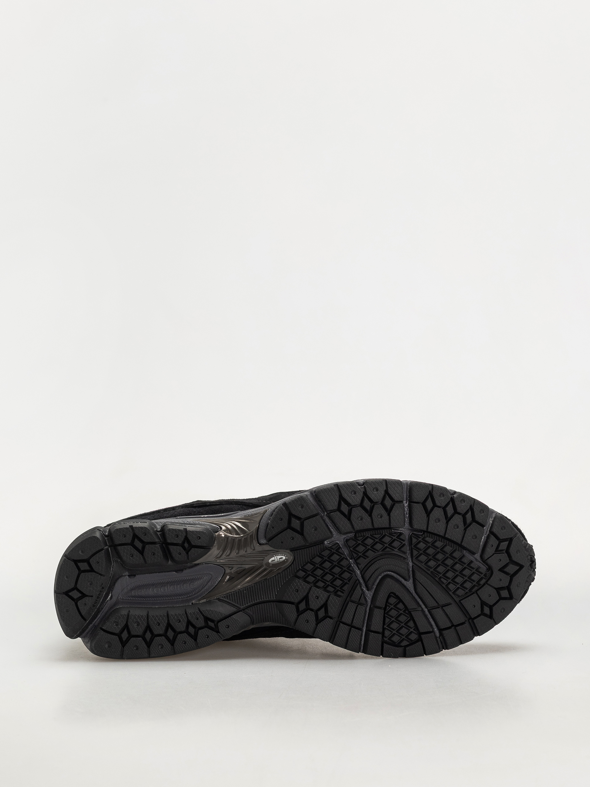 New Balance 2002 Shoes (black/magnet)