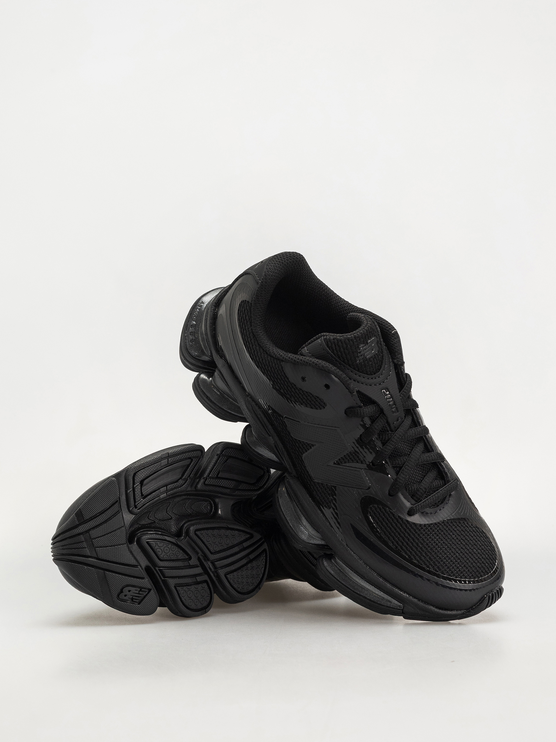 New Balance 2000 Shoes (black/black etb)
