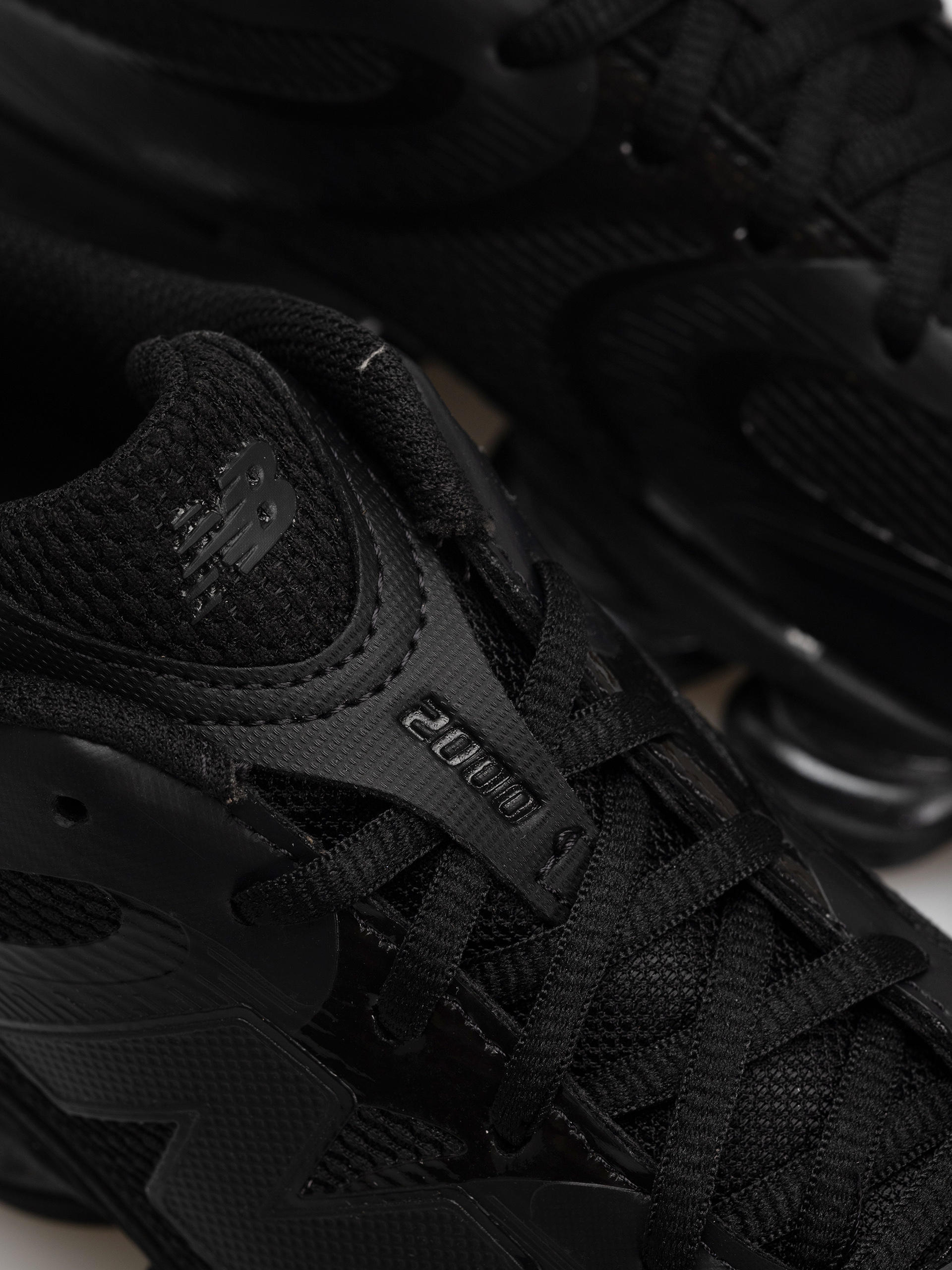 New Balance 2000 Schuhe (black/black etb)