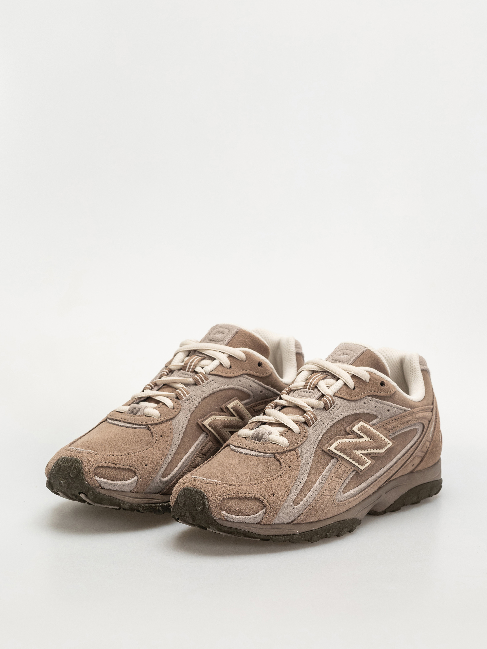 New Balance 204 Shoes (mushroom/arid stone mma)