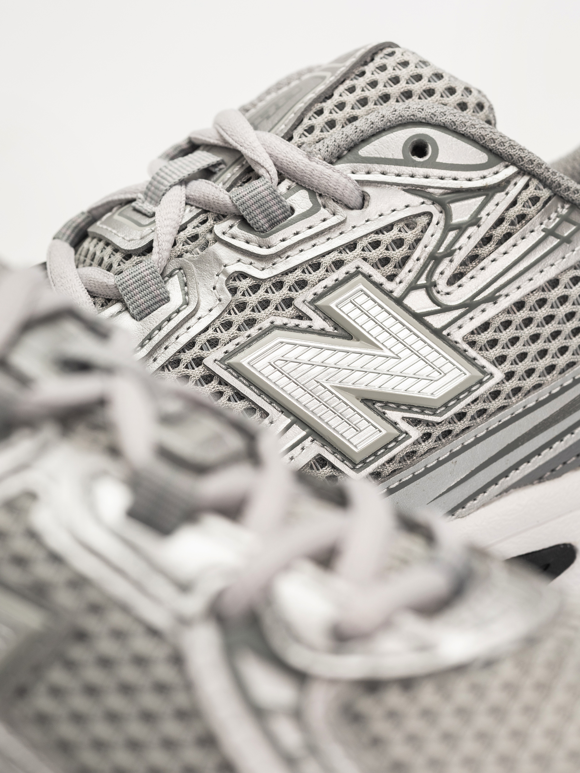 New Balance 740 Schuhe (castlerock/slate gray/silver metallic sg2)