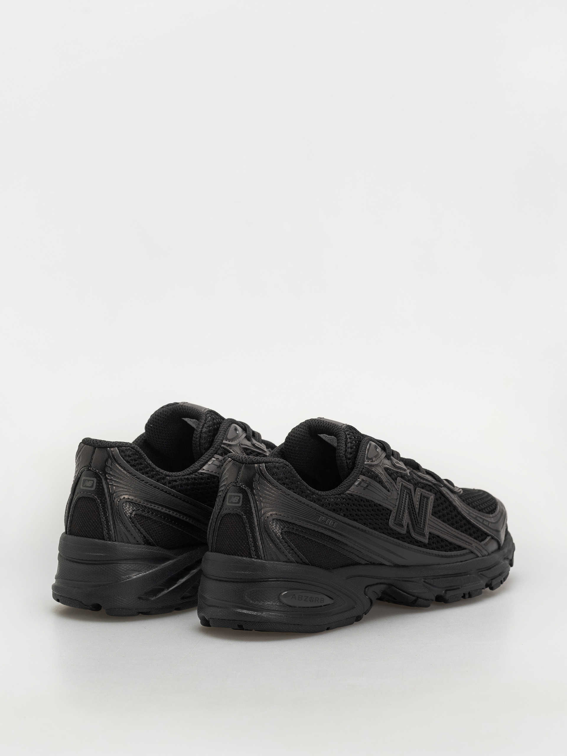 New Balance 740 Shoes (white/silver metallic/black nw2)