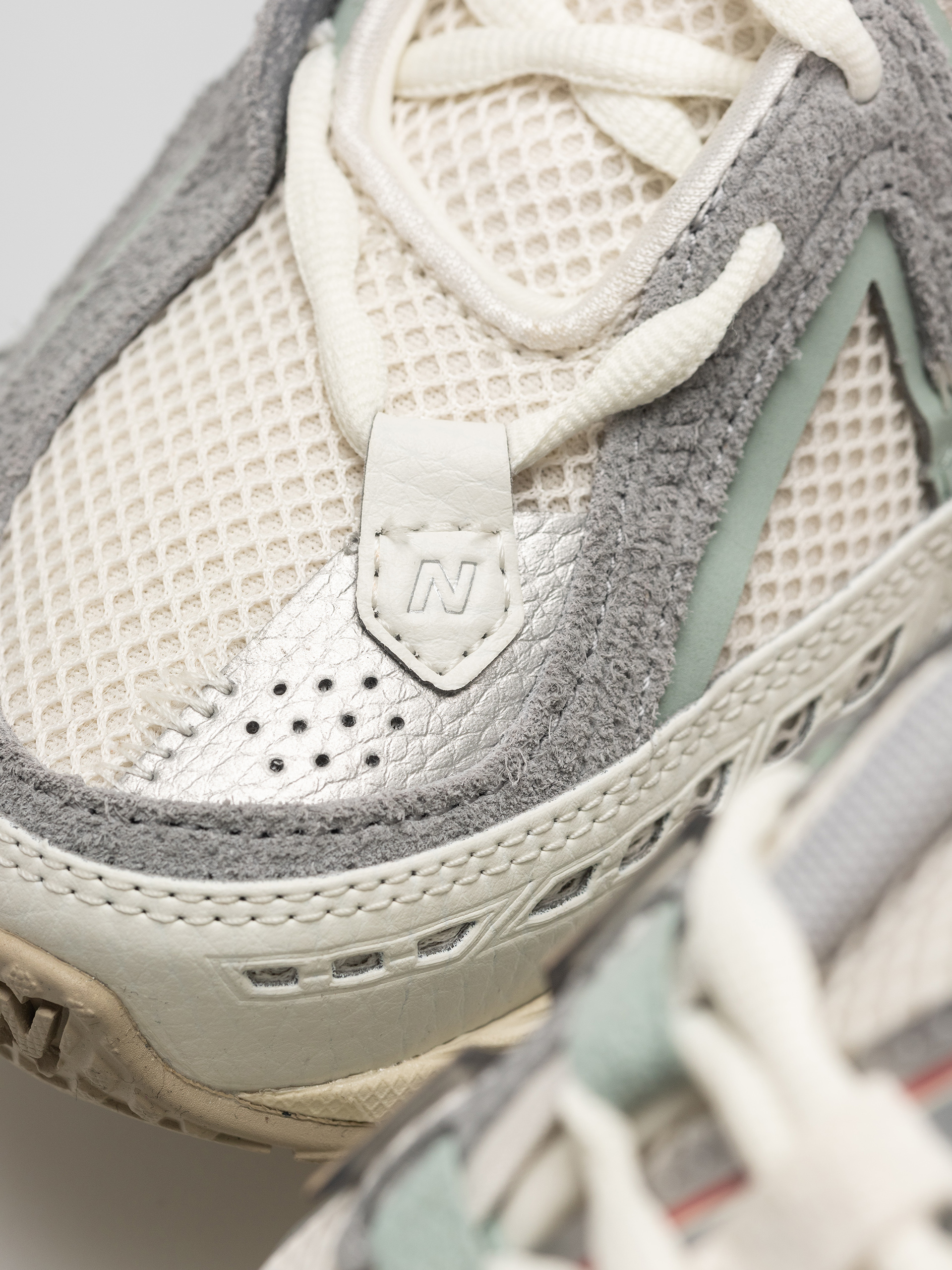 New Balance 1906 Shoes (sea salt/lone star grey)