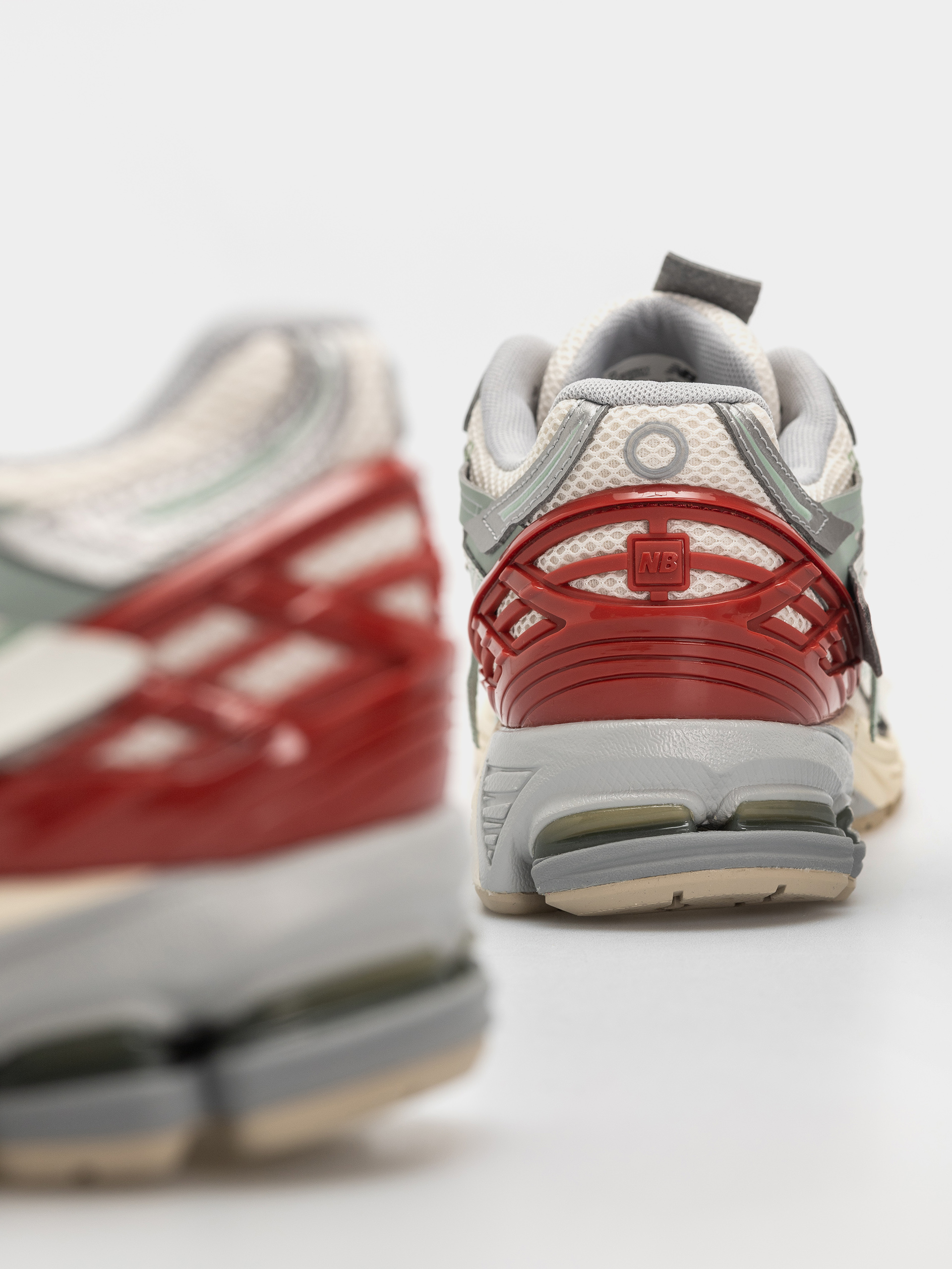 New Balance 1906 Shoes (sea salt/lone star grey)