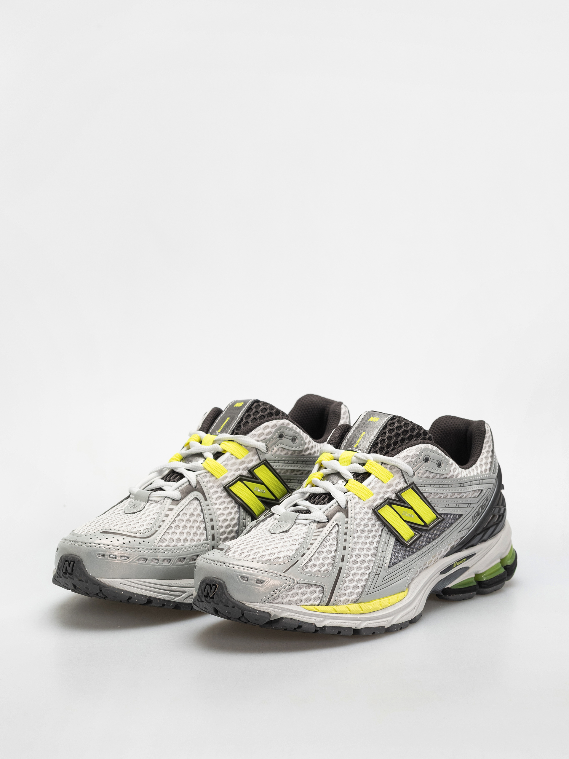New Balance 1906 Shoes (light silver metallic/alkaline green)