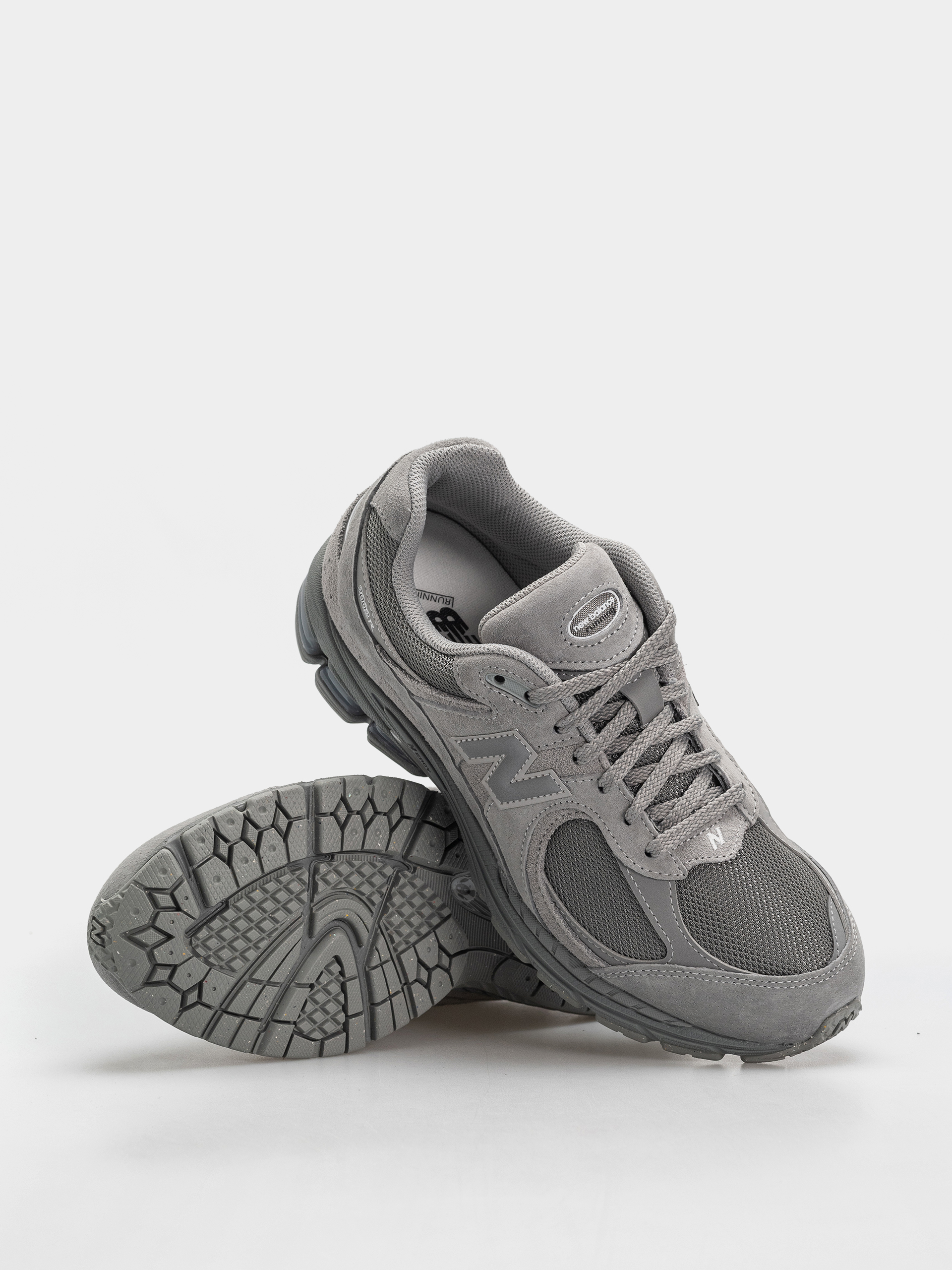 New Balance 2002 Shoes (slate grey/dark silver metallic)