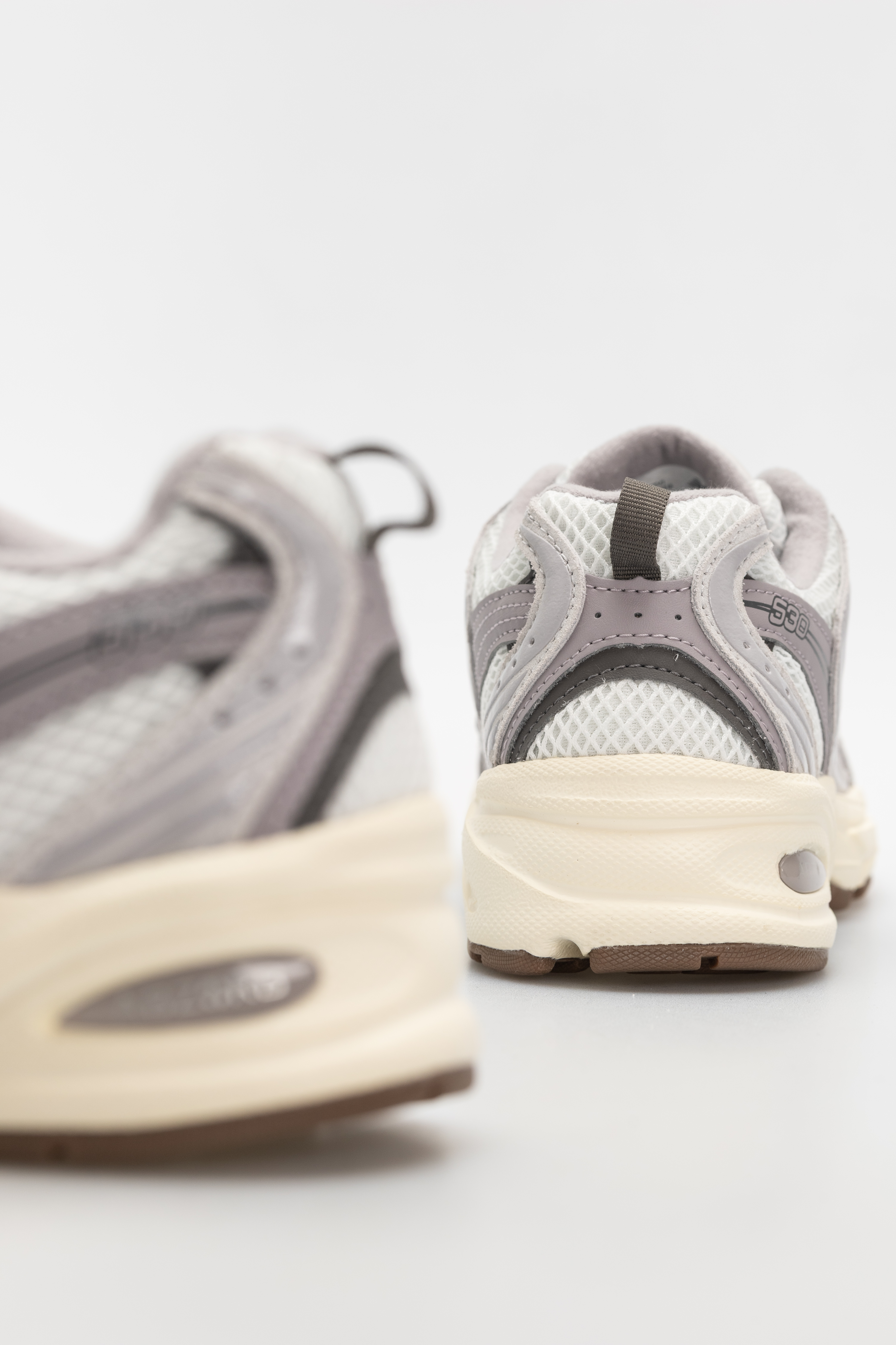 New Balance 530 Shoes (grey matter/truffle salt)