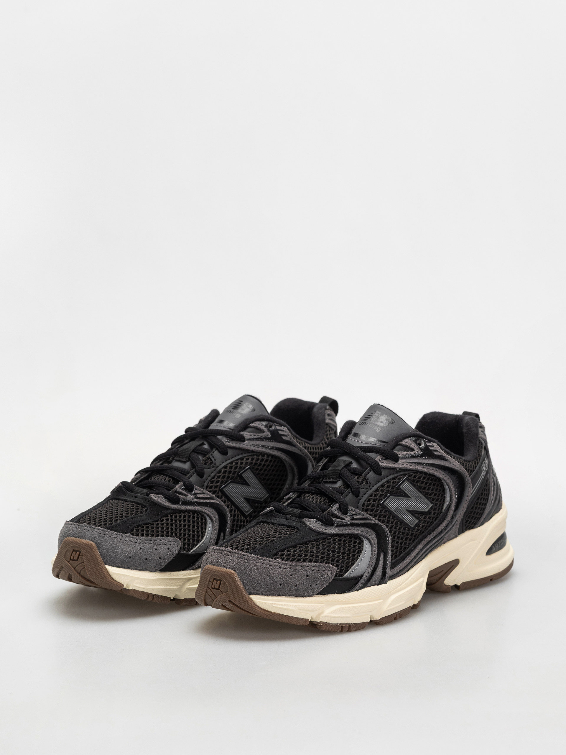 New Balance 530 Shoes (black/castlerock)