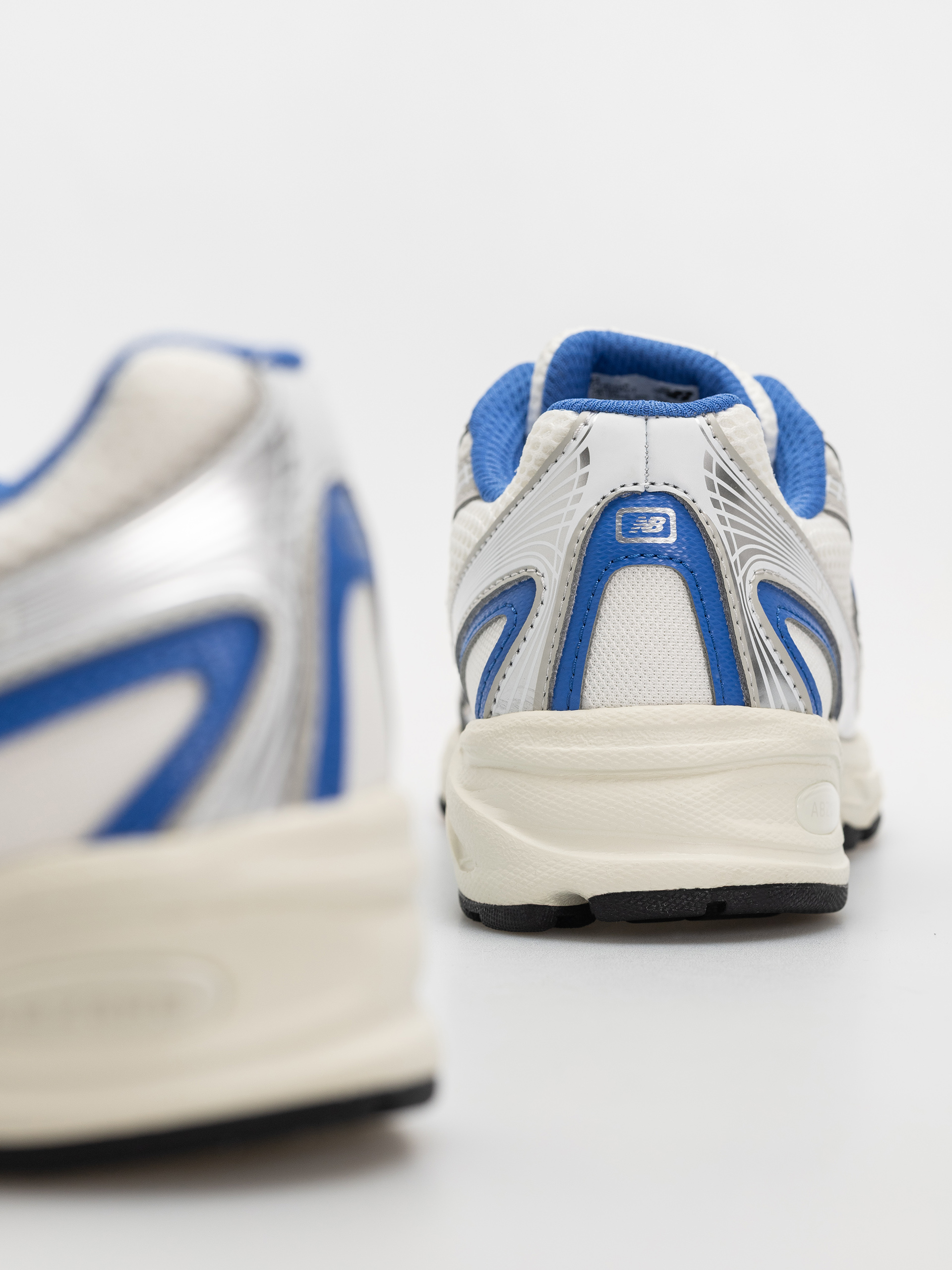 New Balance 740 Schuhe (blue bird/angora)
