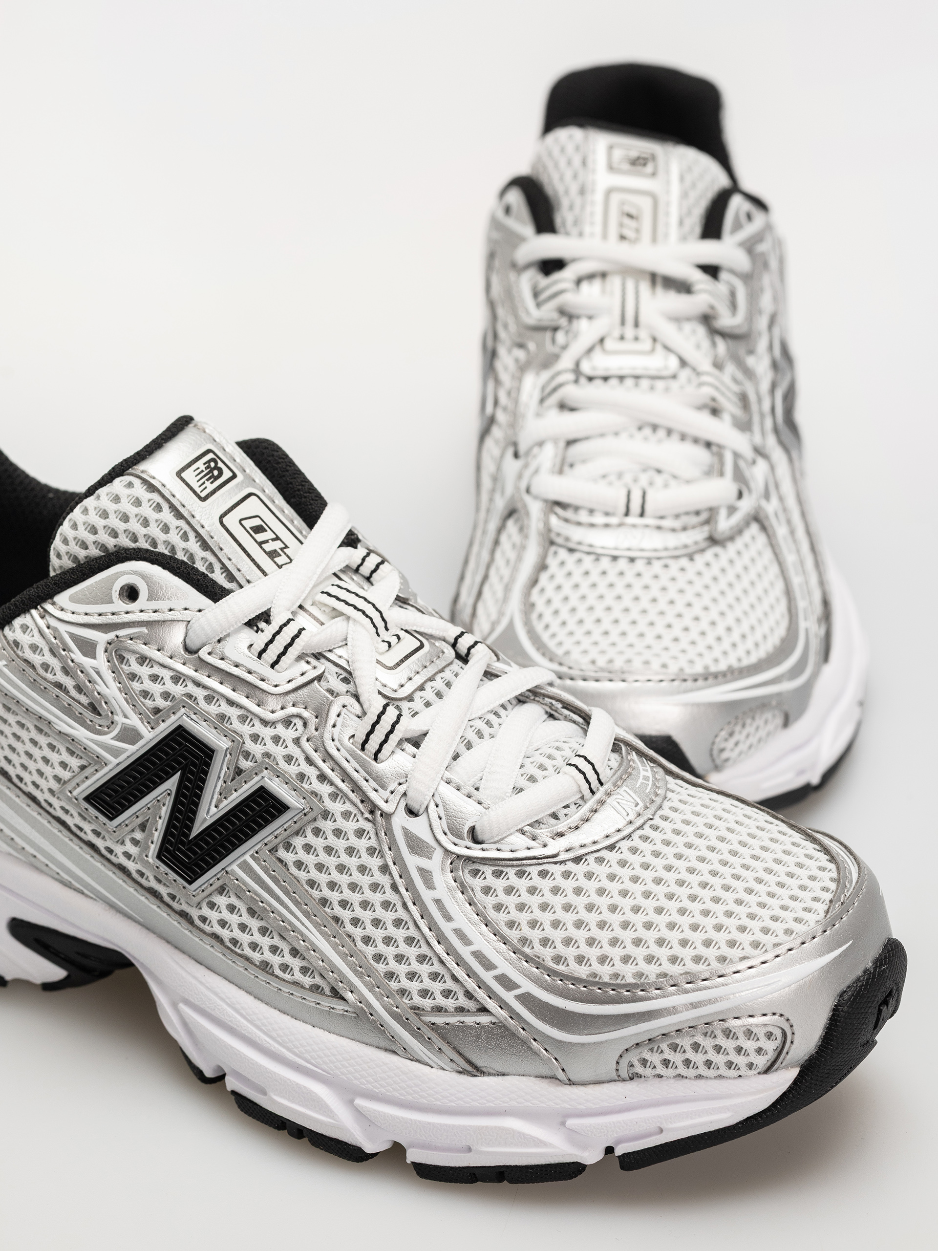 New Balance Shoes 740 (white/silver metallic/black nw2)