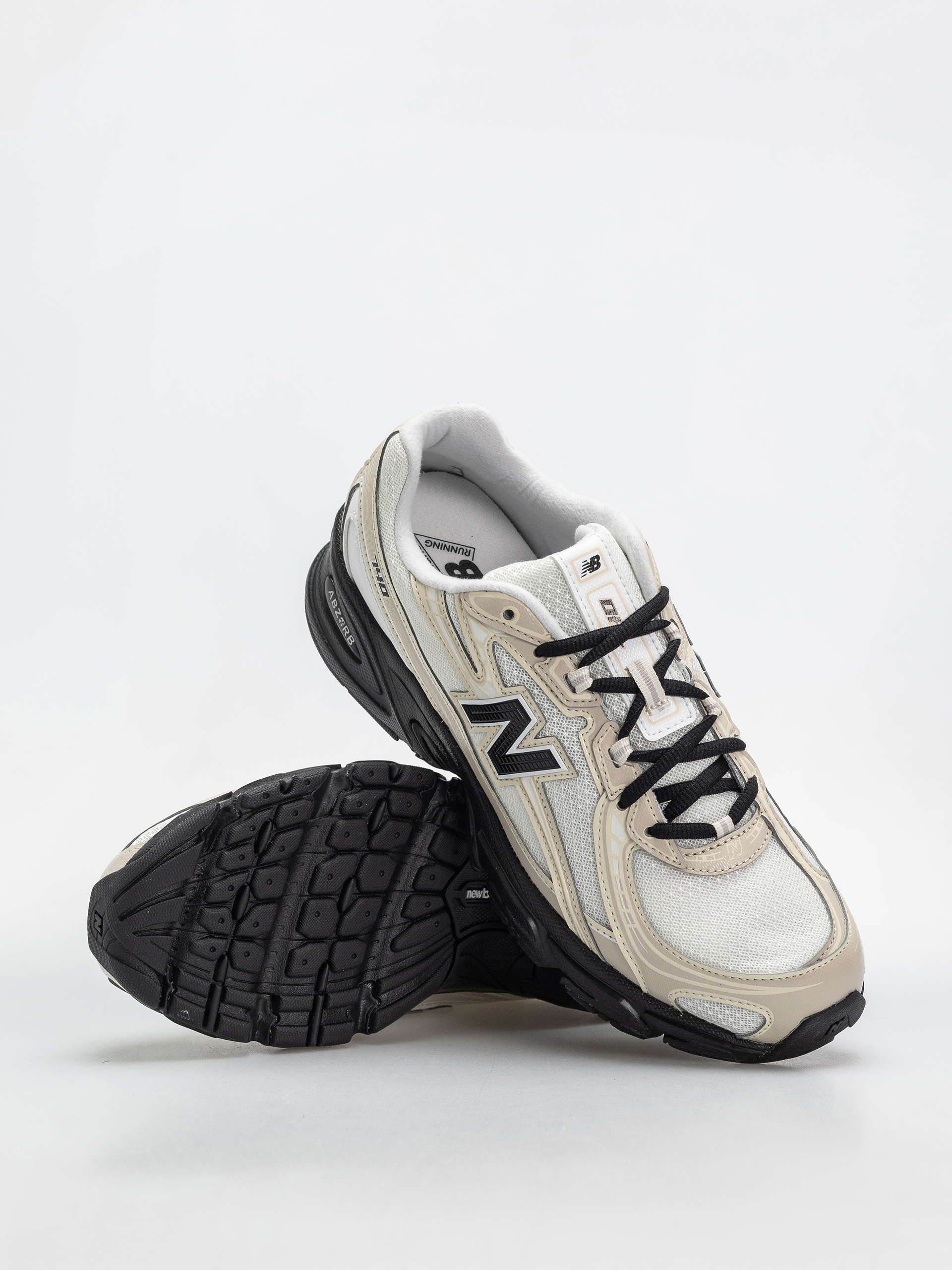 New Balance 740 Shoes (timberwolf/103 white)